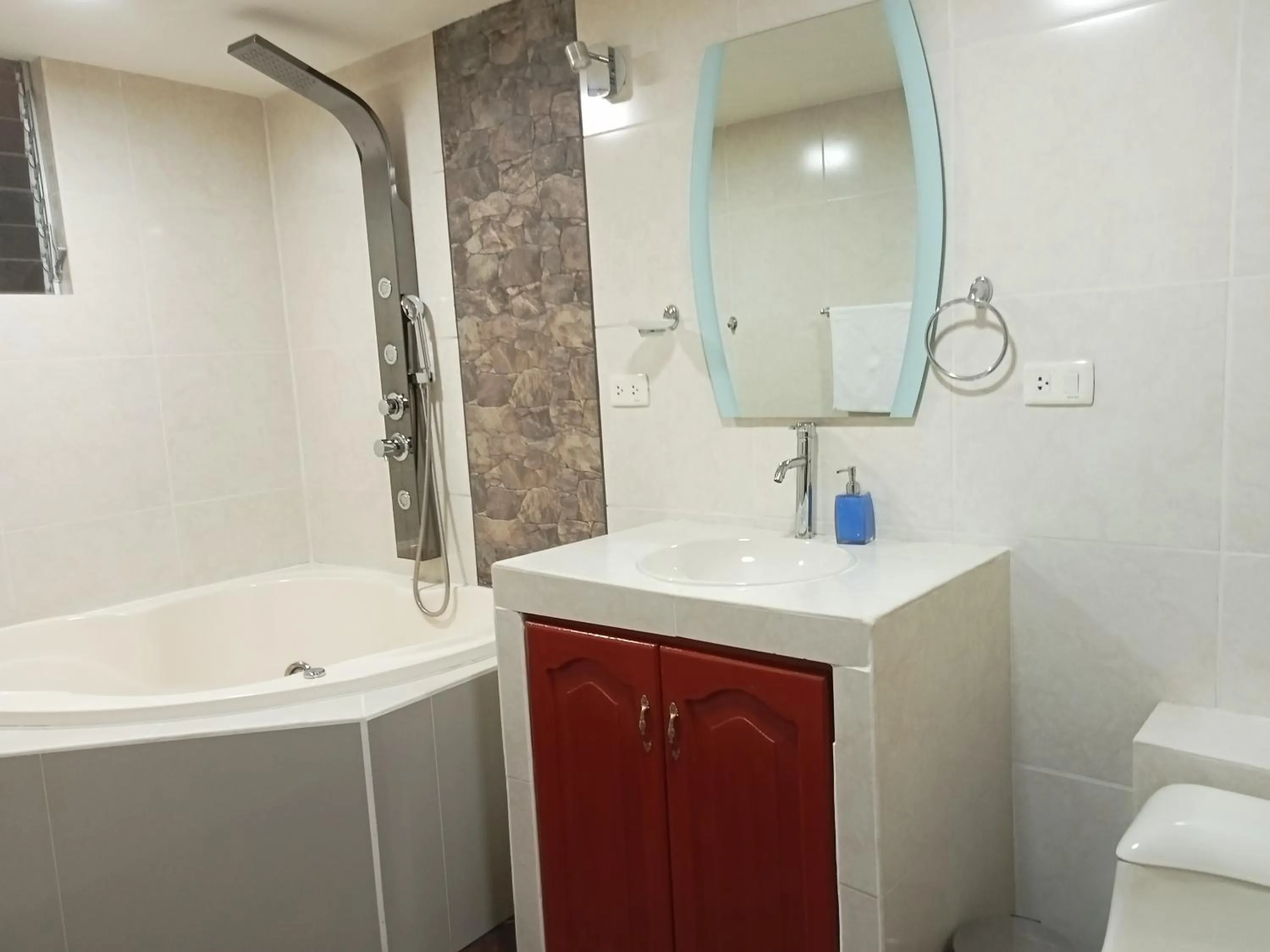 Bathroom in Raymi Inn MachuPicchu