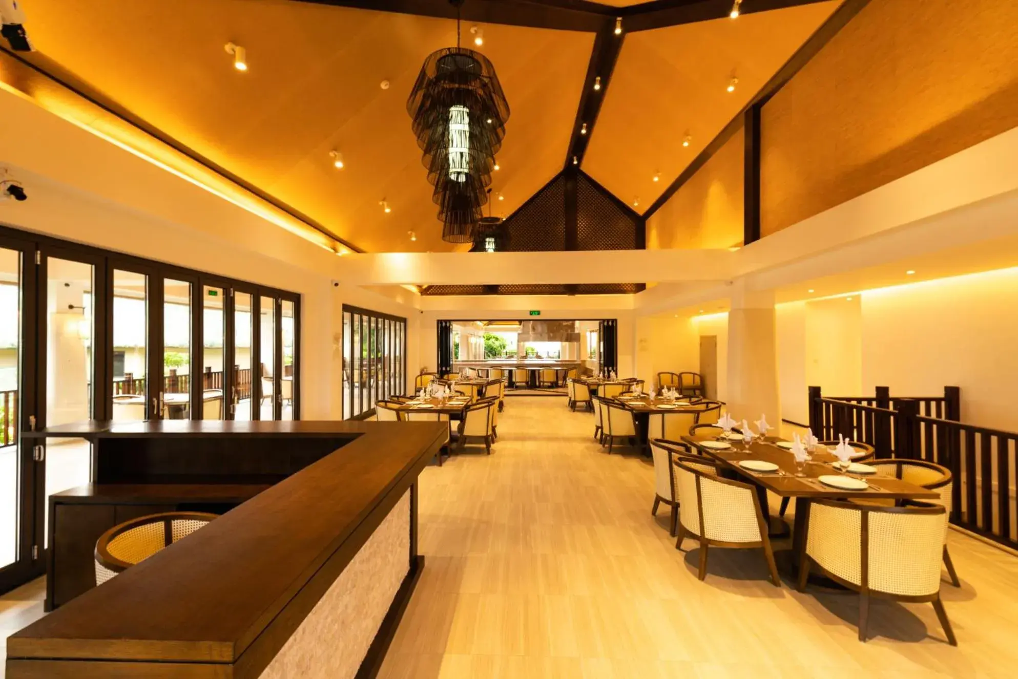 Restaurant/places to eat in H Resort Bohol - The Coral Cliff by SMS Hospitality Restaurant/places to eat in H Resort Bohol - The Coral Cliff by SMS Hospitality