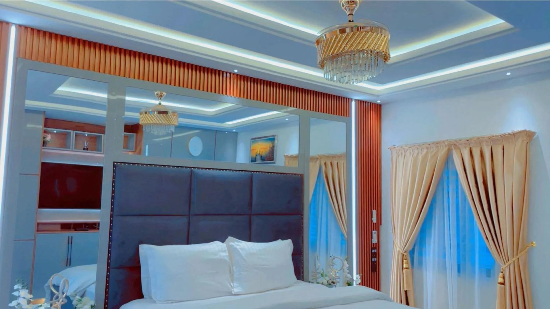 Bed in Kamara Lakeview Hotel