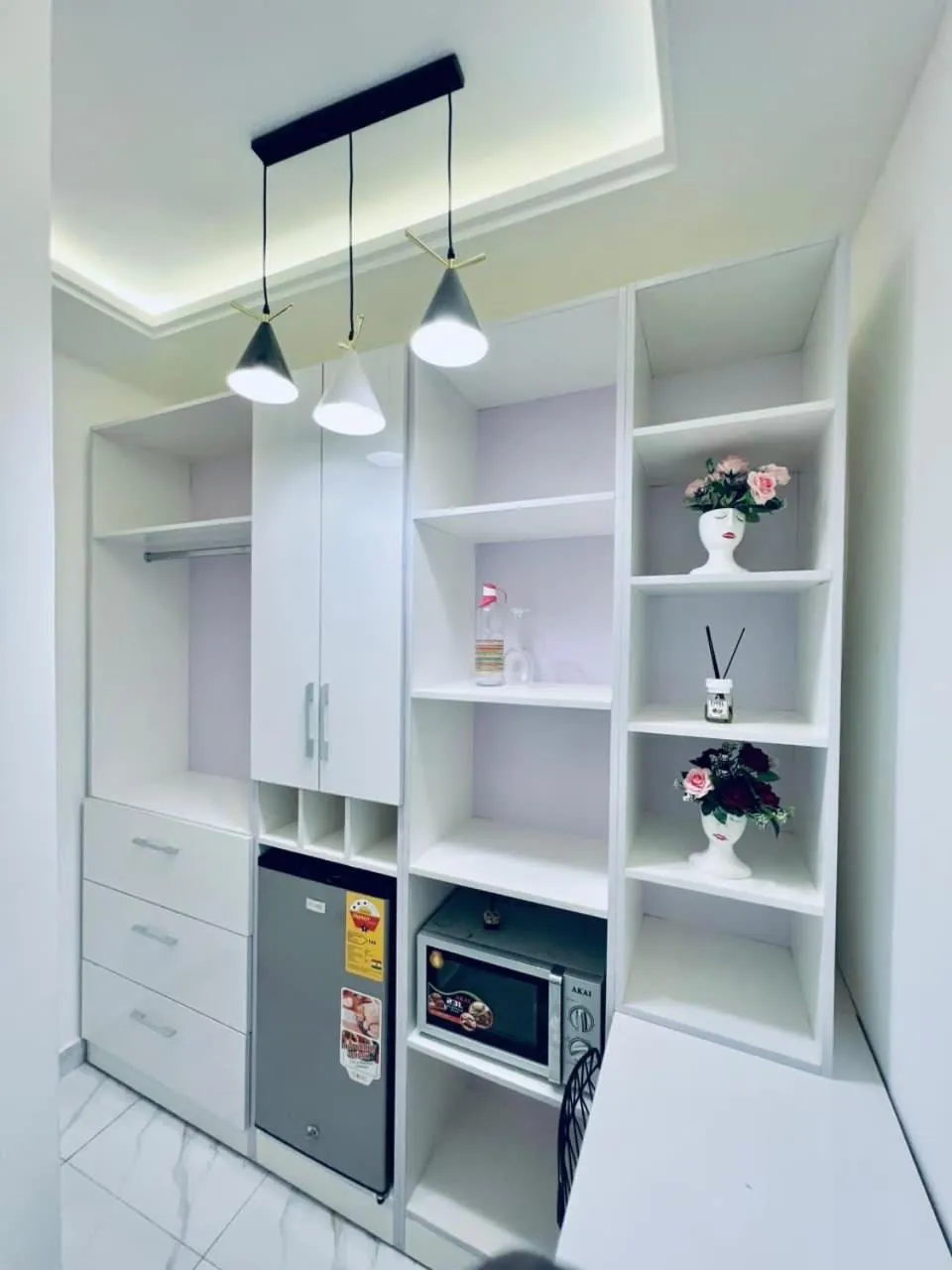 Kamara Lakeview Hotel