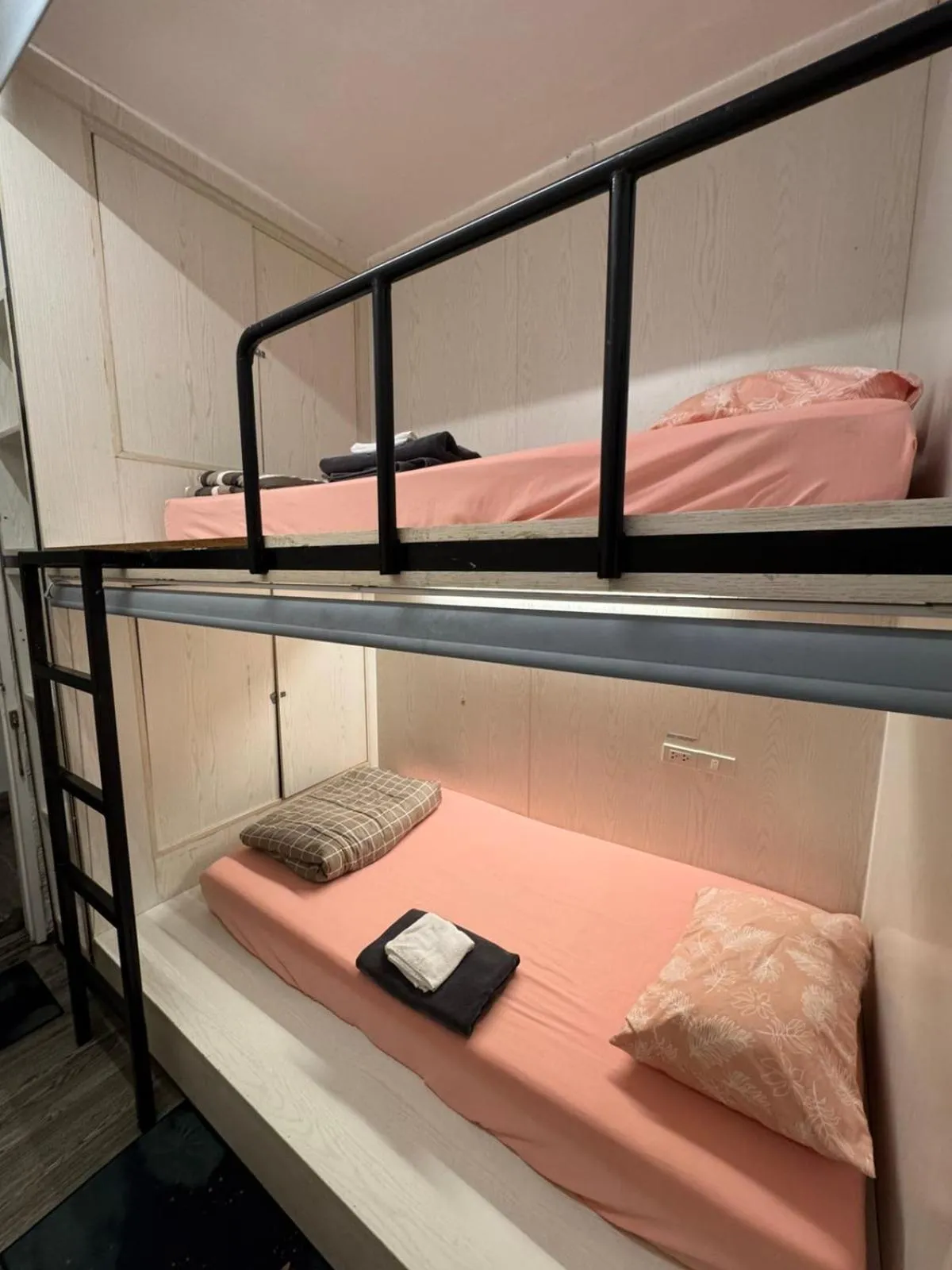 Bed in Comfy Crib Hostel