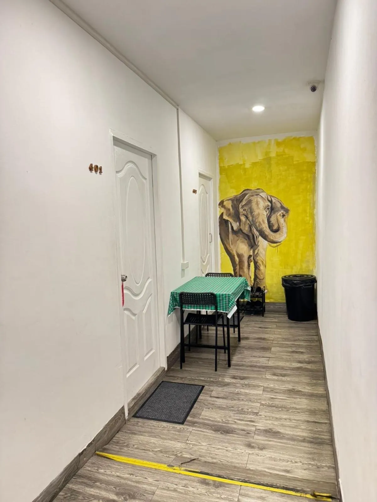 Restaurant/places to eat in Comfy Crib Hostel