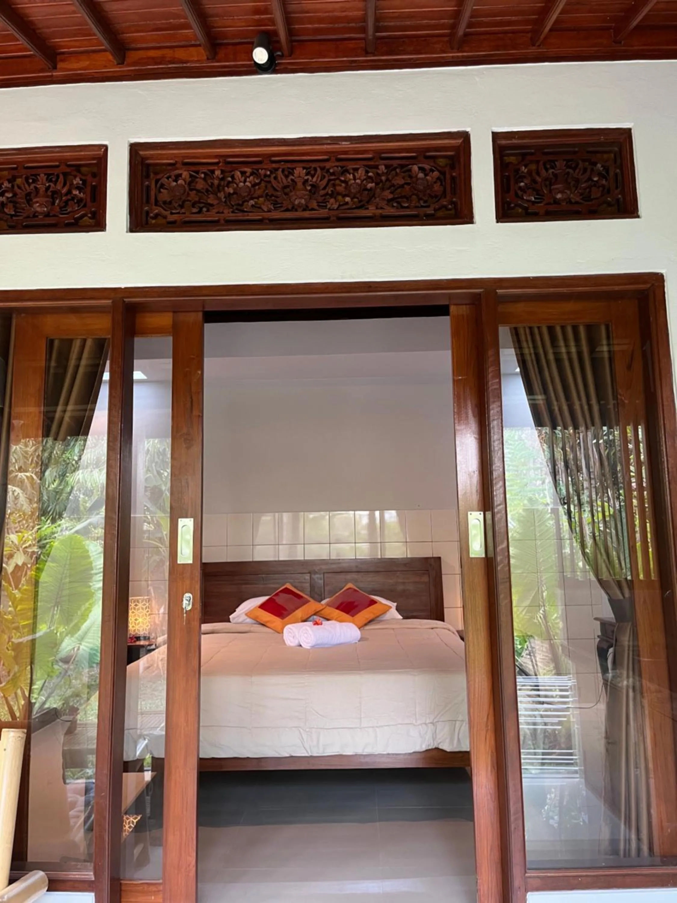 Bed in Bali Asli Guest House by EPS