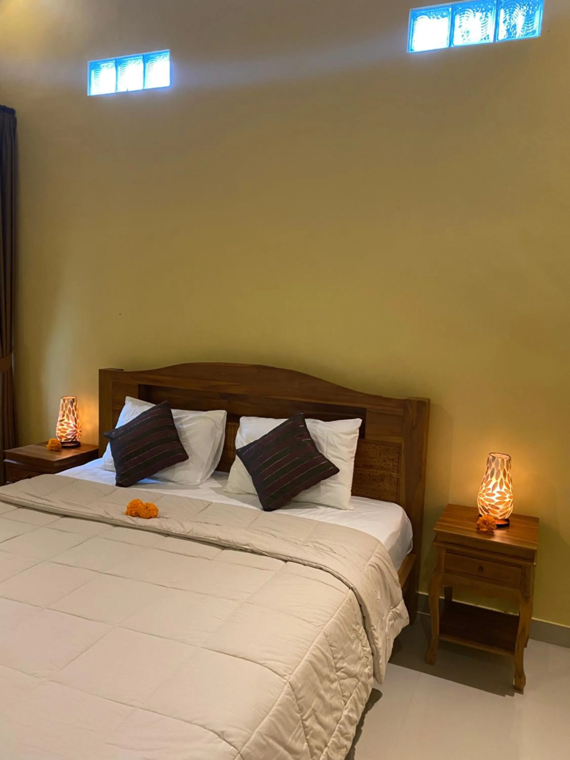 Bed in Bali Asli Guest House by EPS