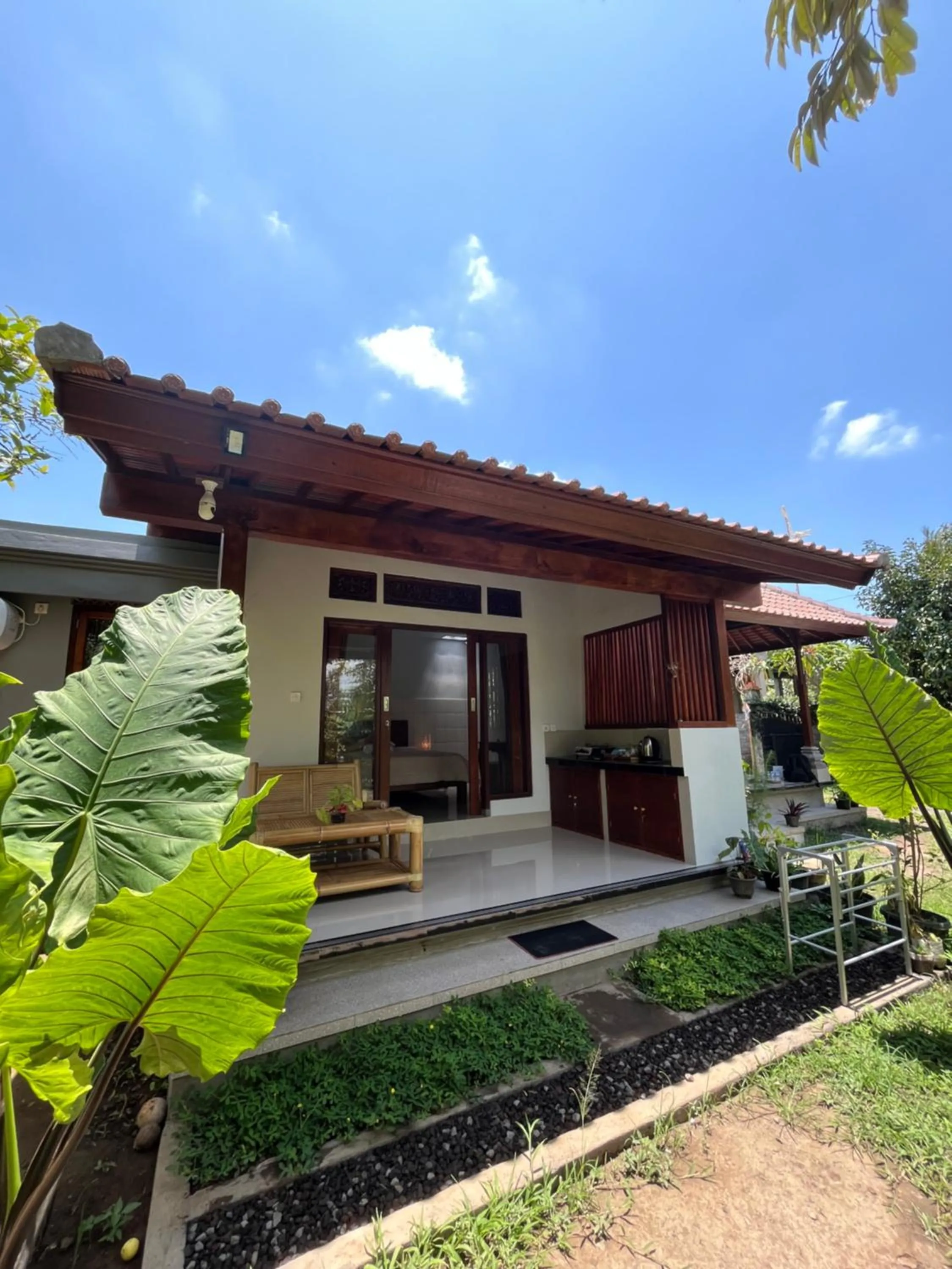 Property building in Bali Asli Guest House by EPS