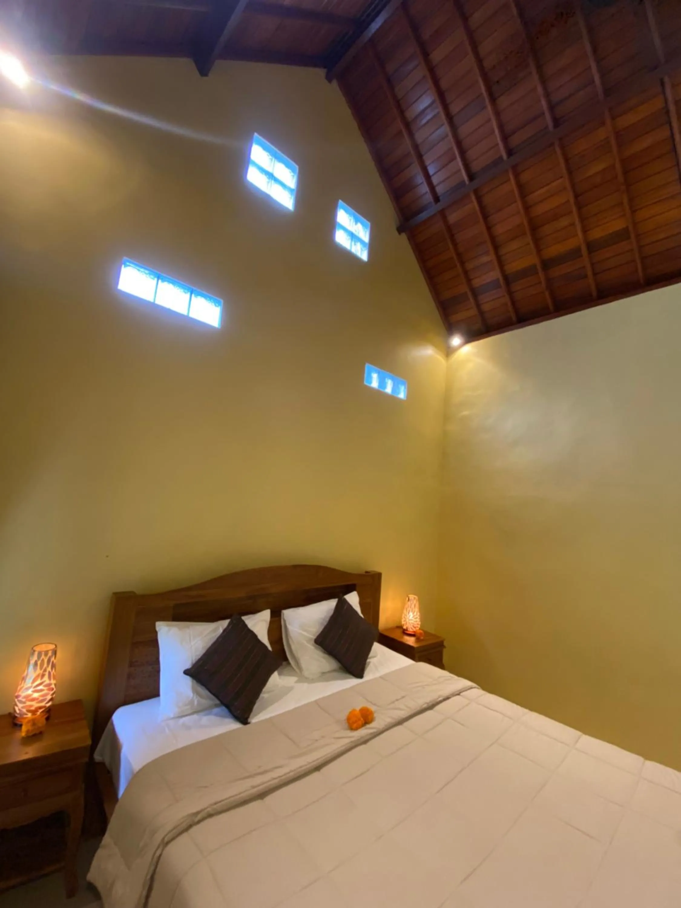 Bed in Bali Asli Guest House by EPS