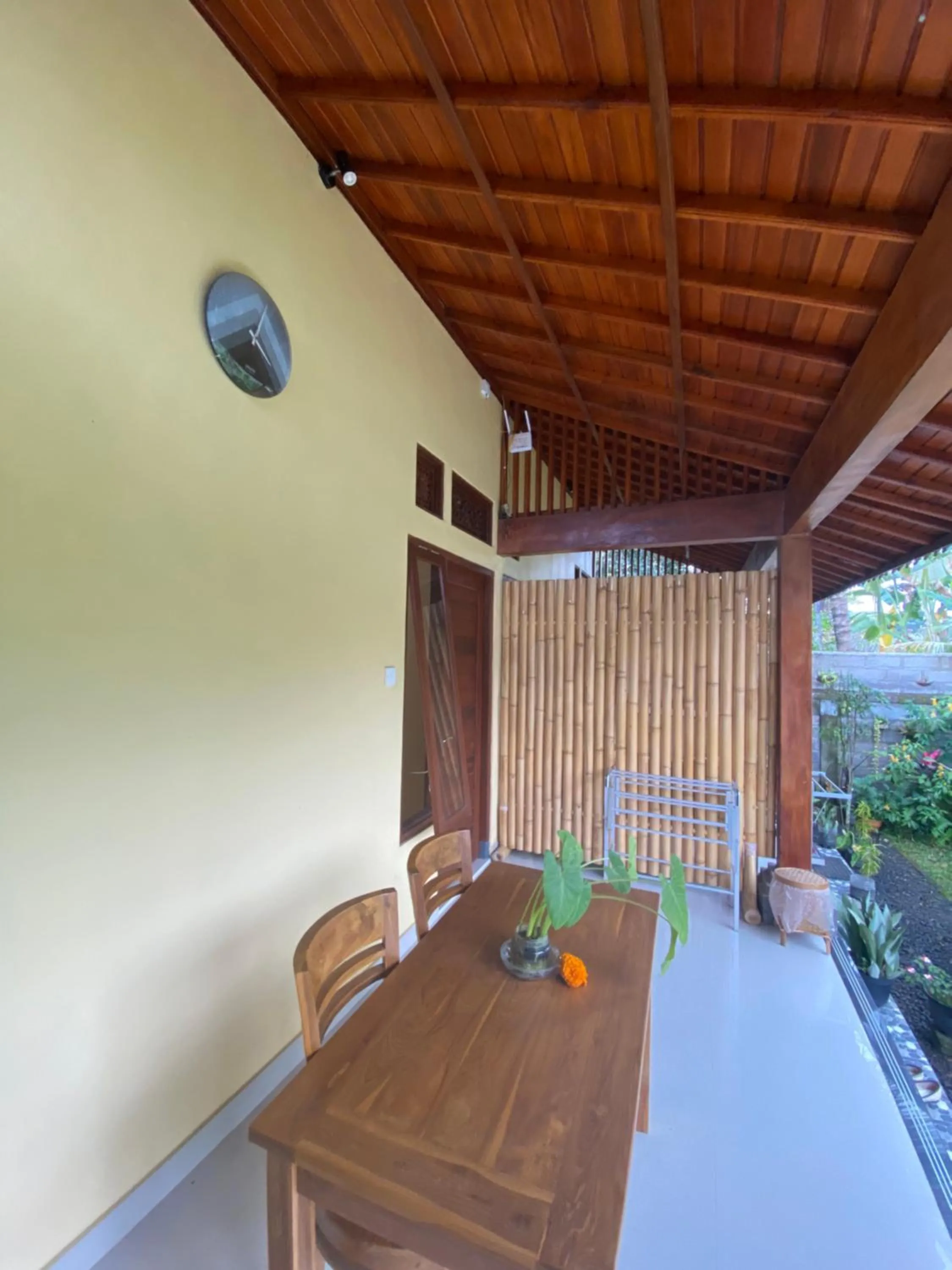 Balcony/Terrace in Bali Asli Guest House by EPS