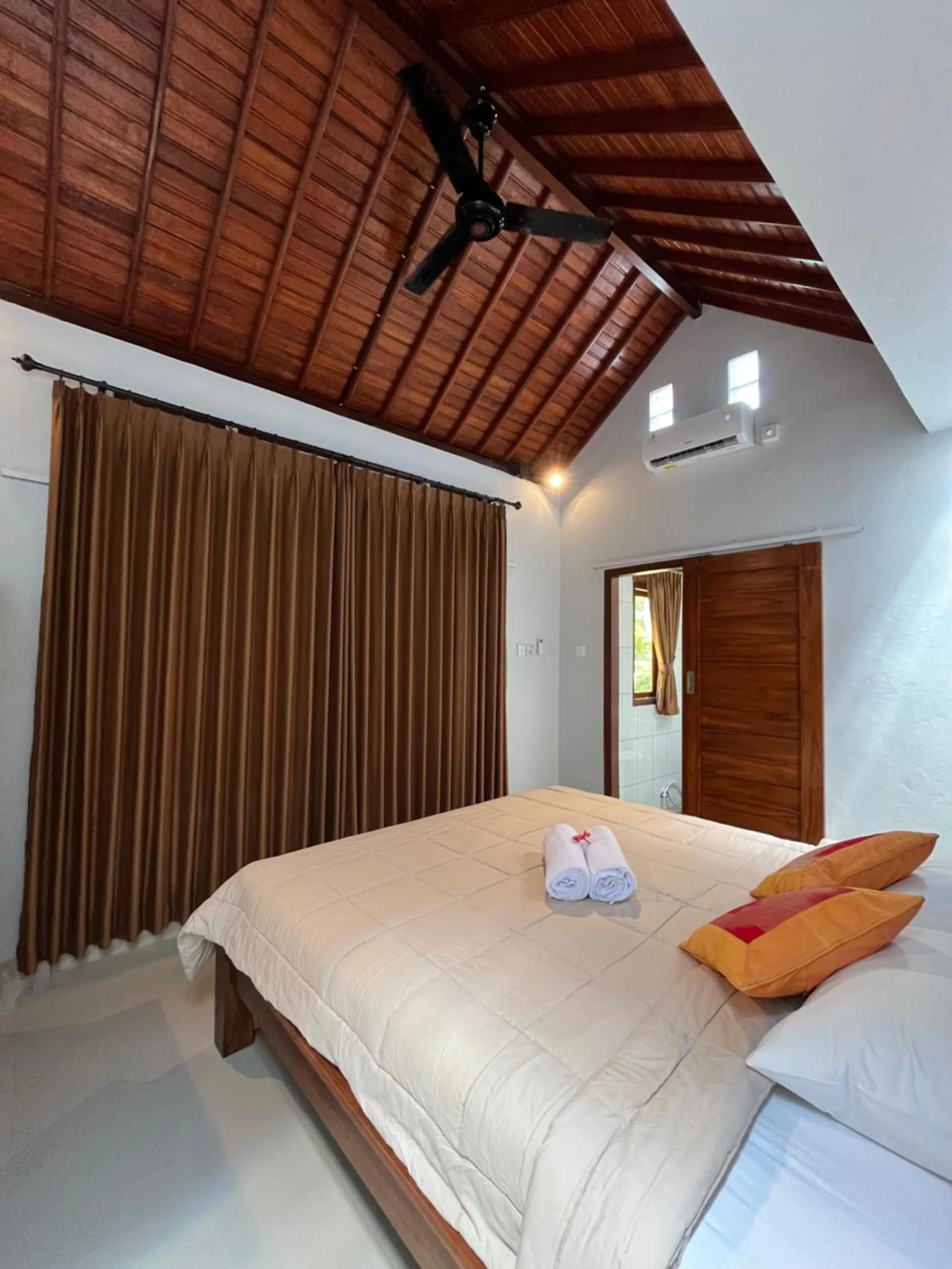Bed in Bali Asli Guest House by EPS
