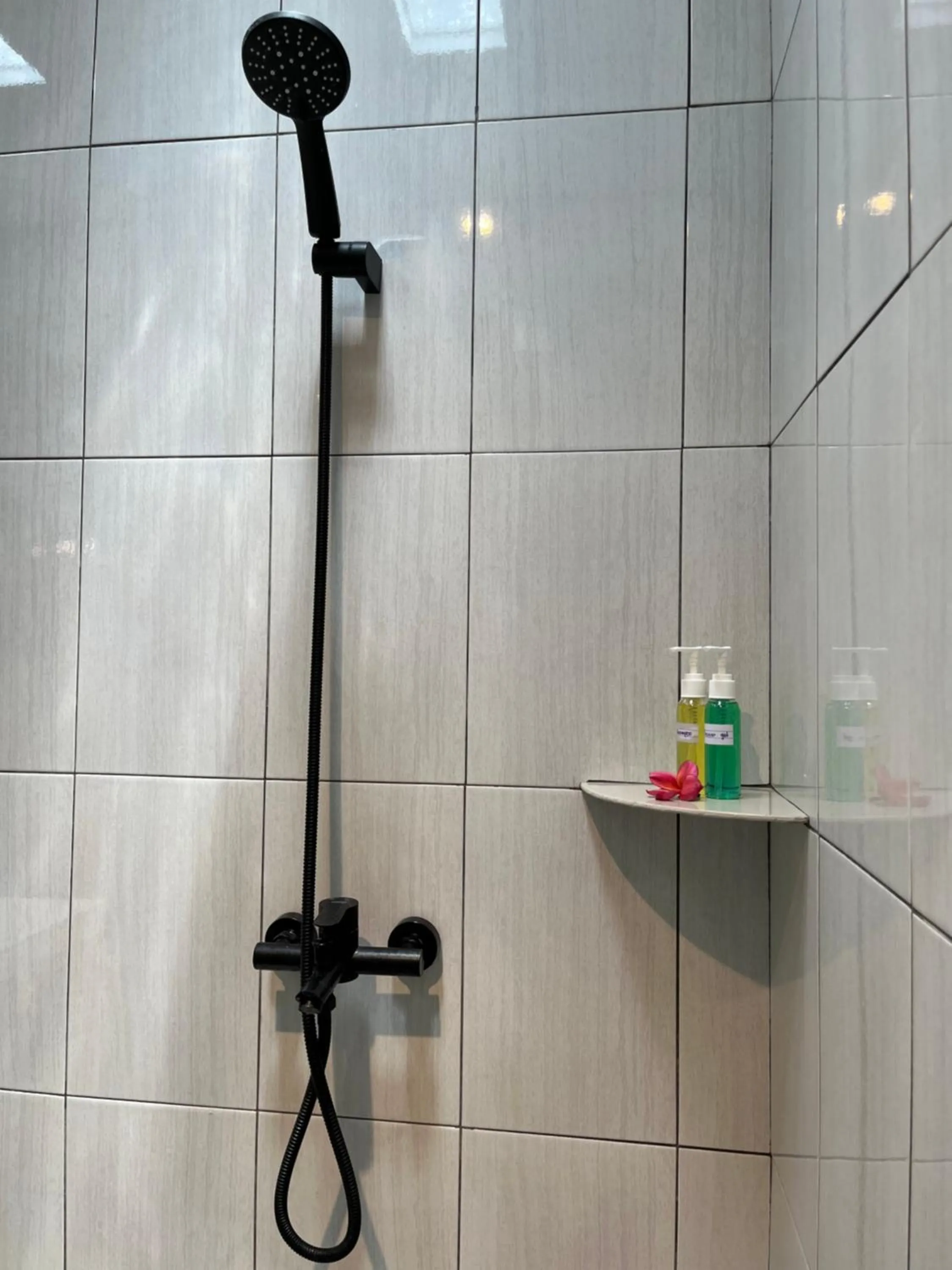Shower in Bali Asli Guest House by EPS