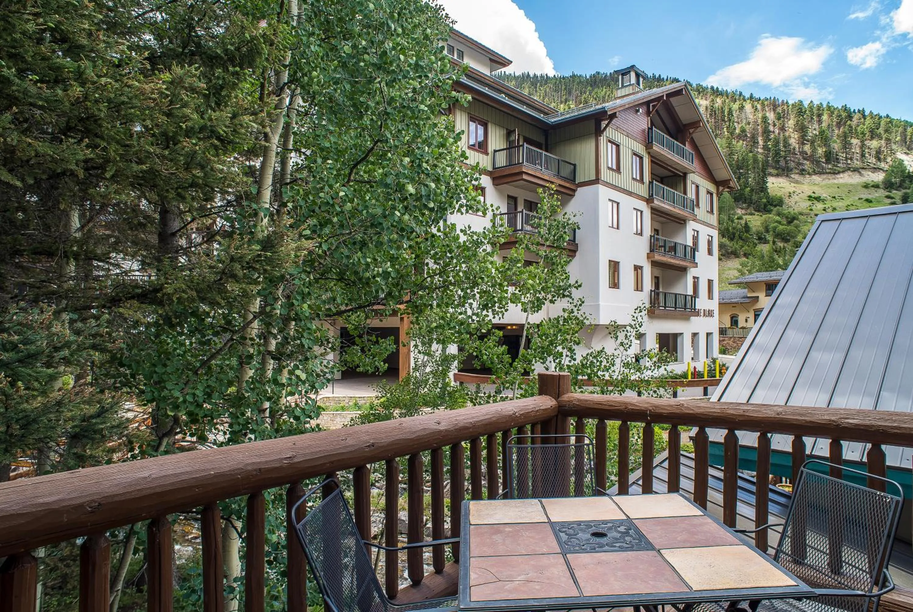 Alpine Village Suites