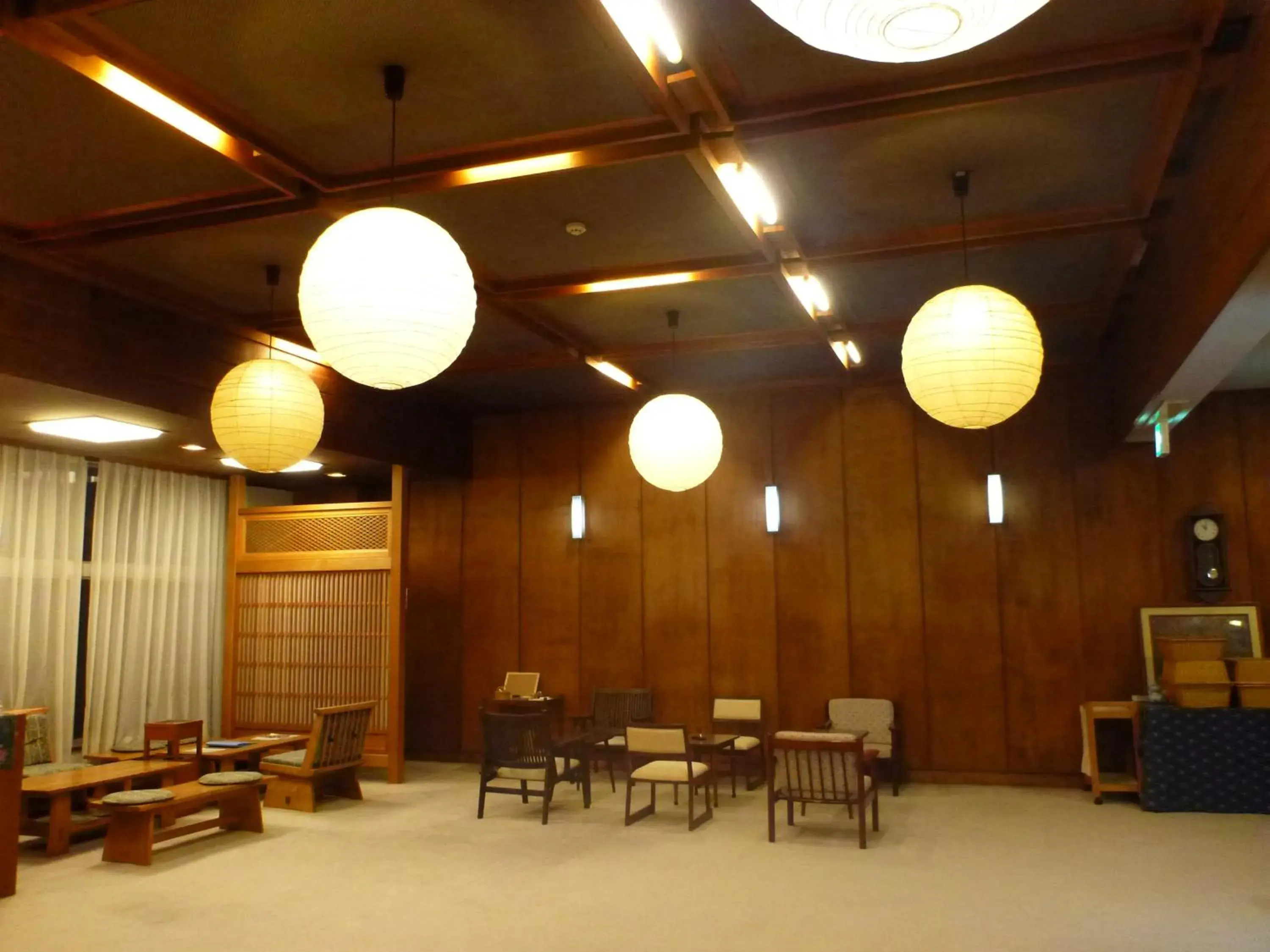 Lobby or reception, Restaurant/Places to Eat in Nozaru Hostel