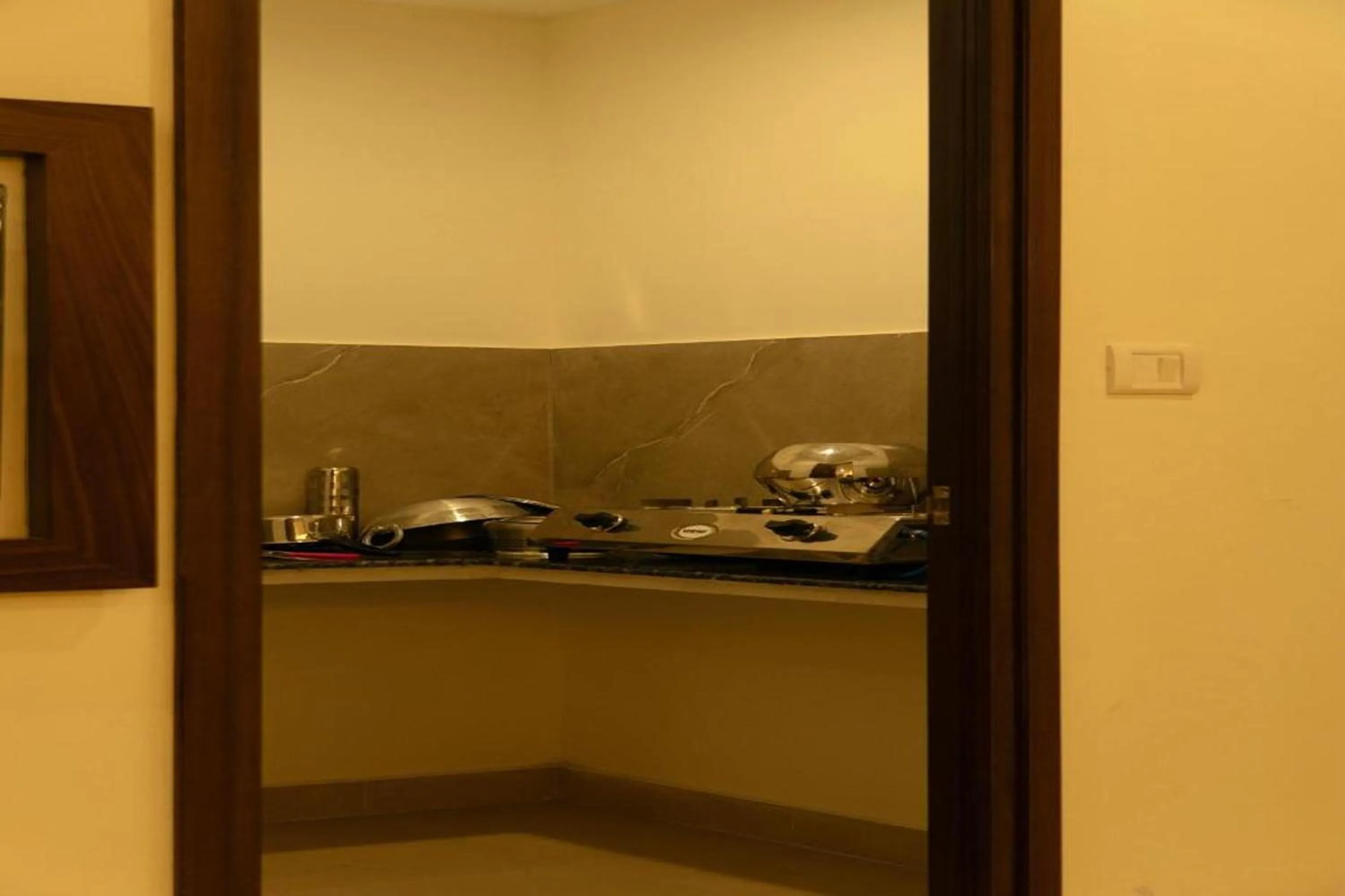 Bedroom in Flora Pavillion Near Global Hospital Perumbakkam