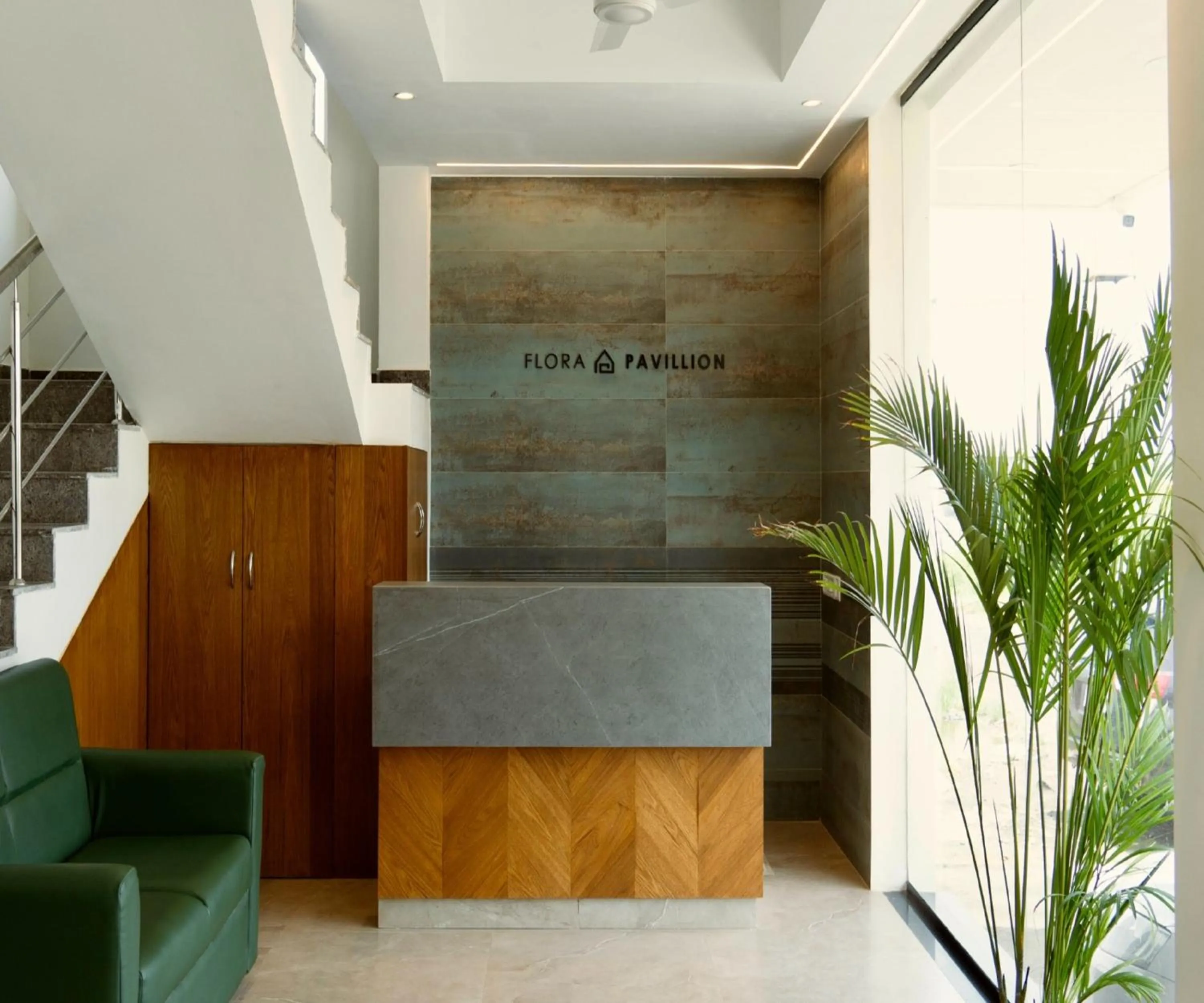 Lobby or reception in Flora Pavillion Near Global Hospital Perumbakkam