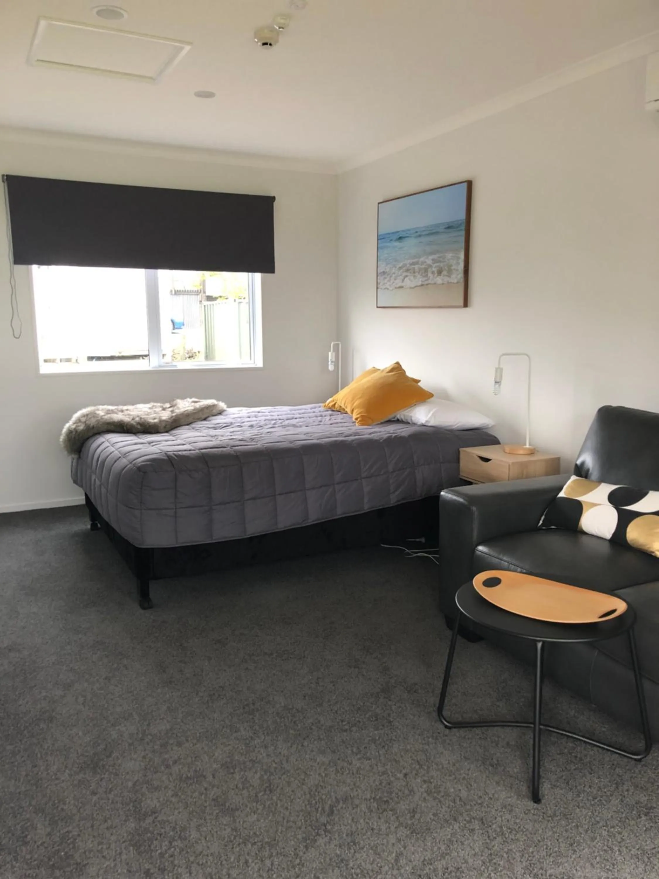 Bed in Kaka Point Motels