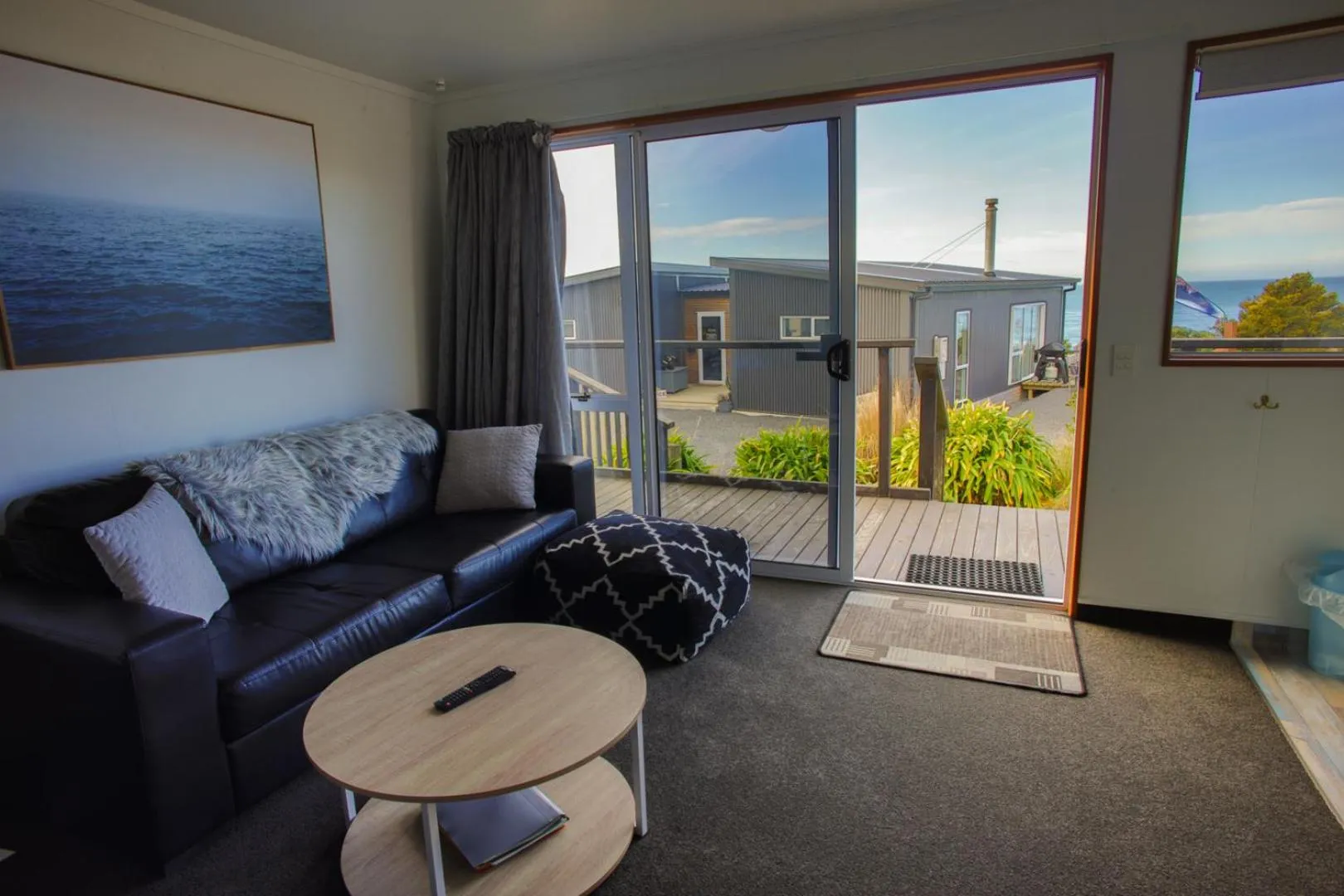 Seating area in Kaka Point Motels