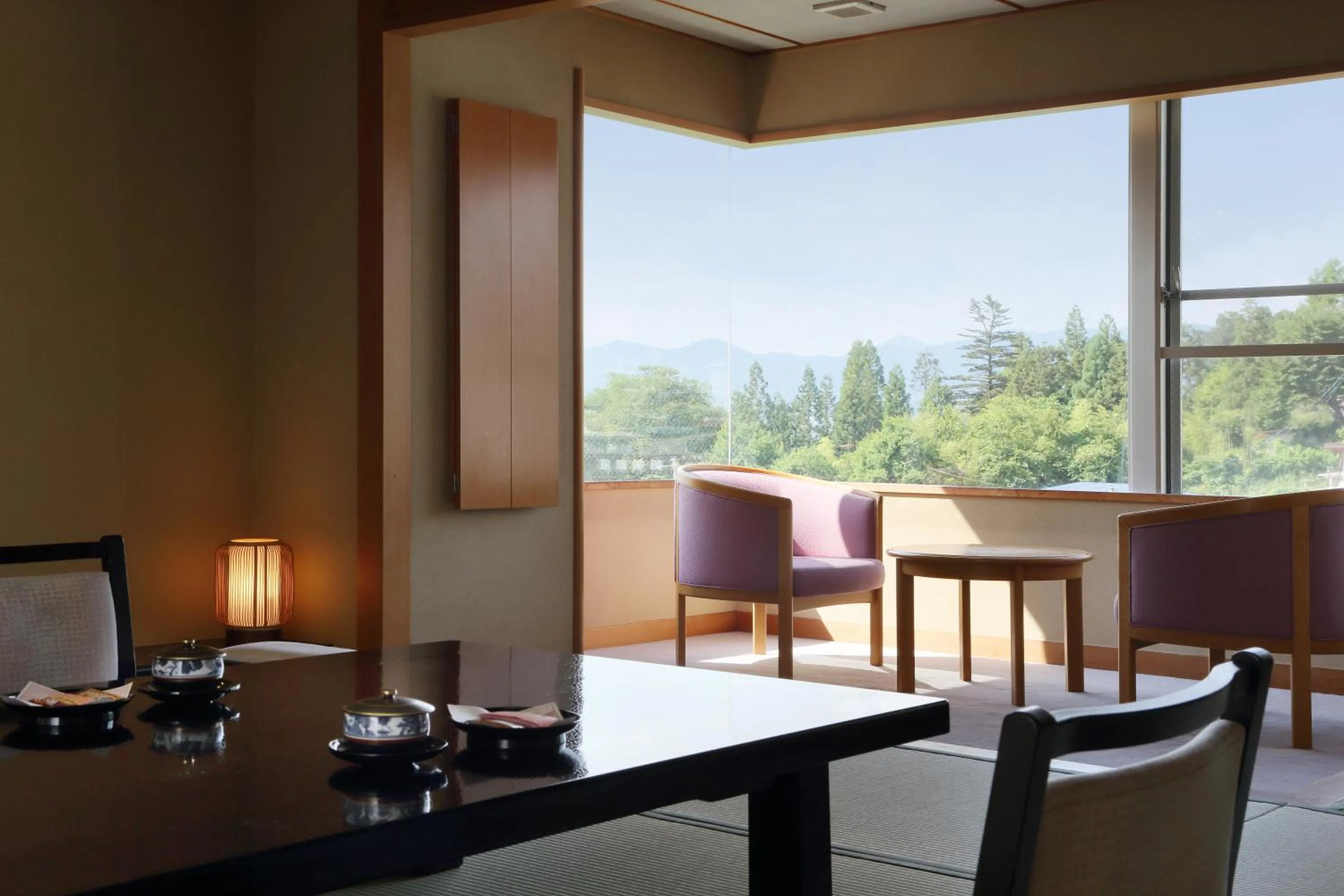 Photo of the whole room in Kami no yama Azumaya