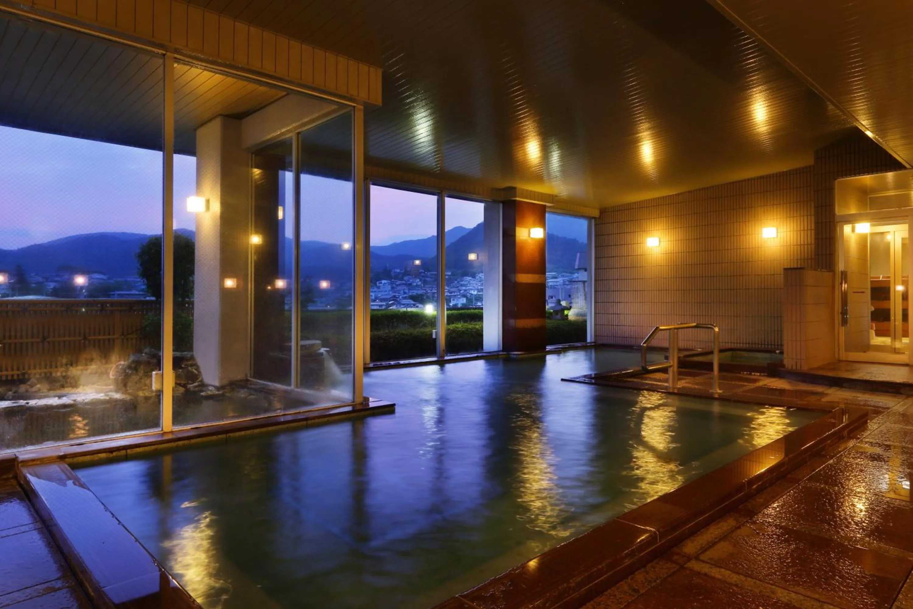 Hot Spring Bath in Kami no yama Azumaya