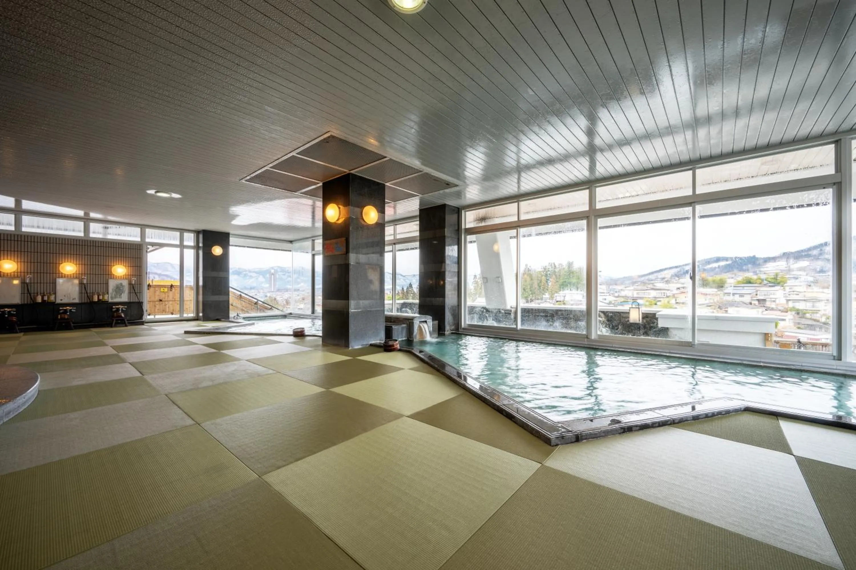 Hot Spring Bath in Kami no yama Azumaya