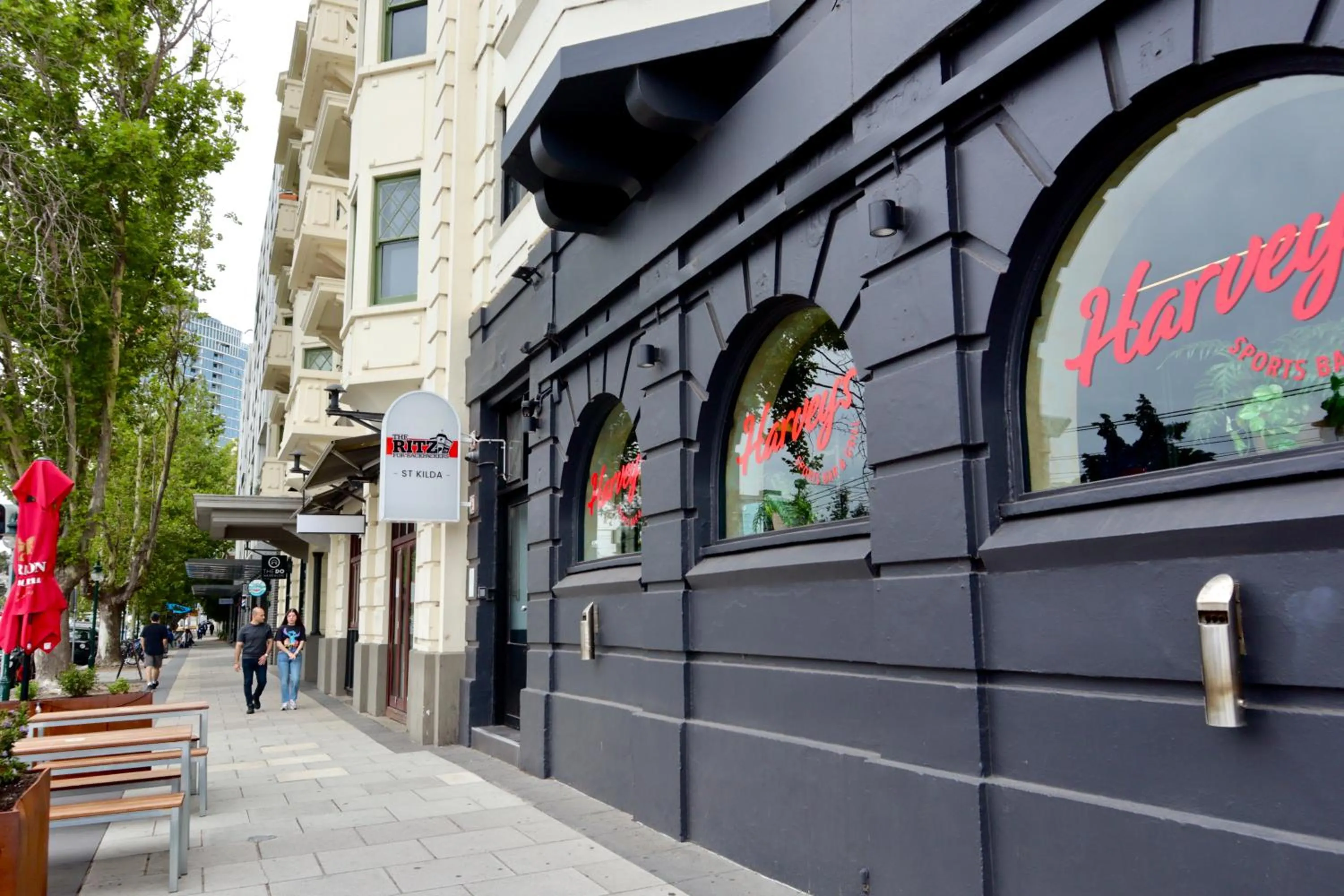 Property building in Ritz For Backpackers