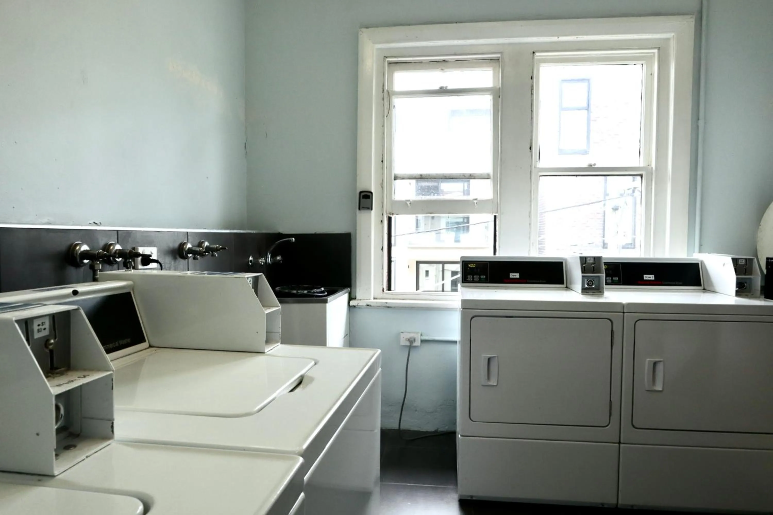laundry in Ritz For Backpackers