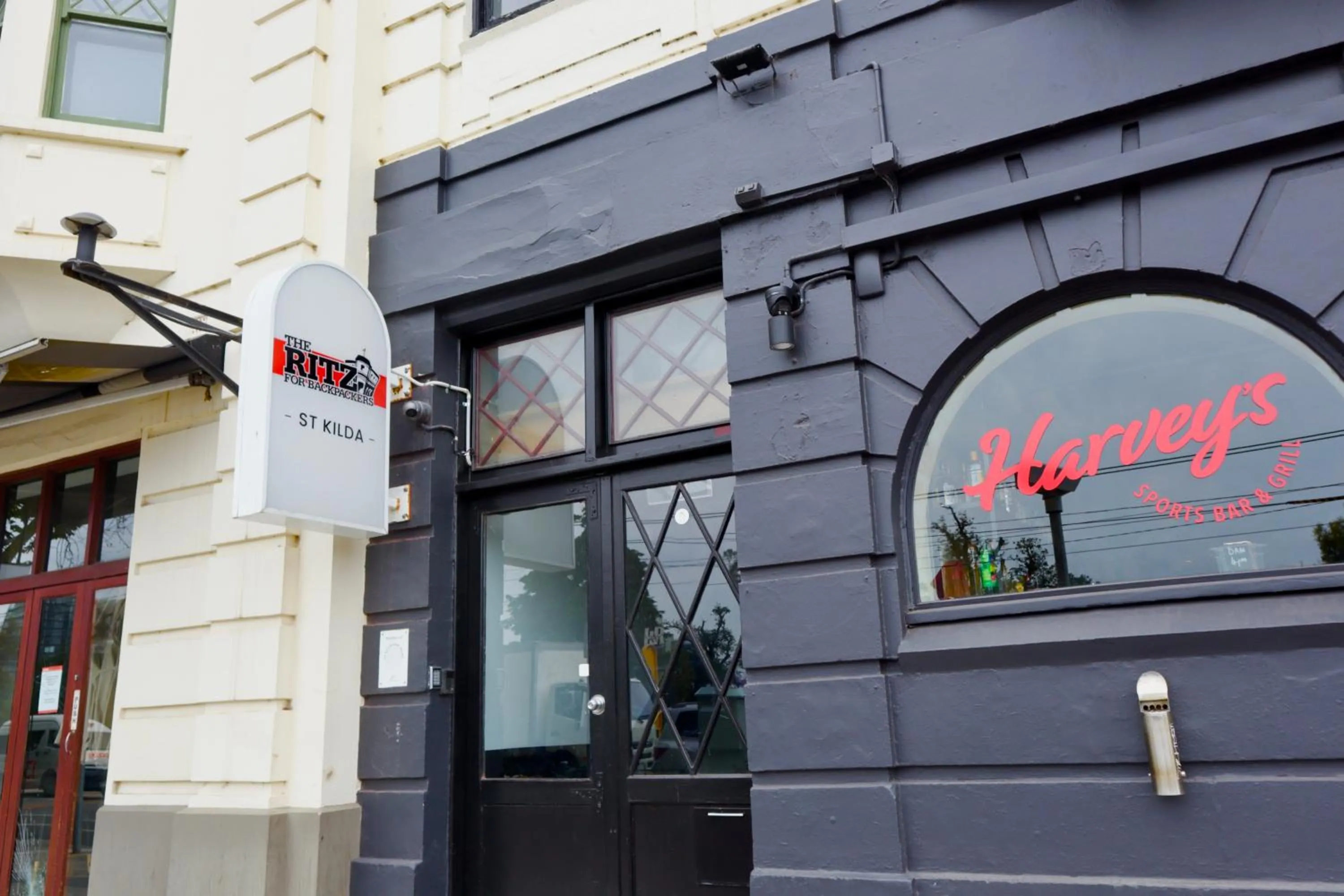 Property building in Ritz For Backpackers