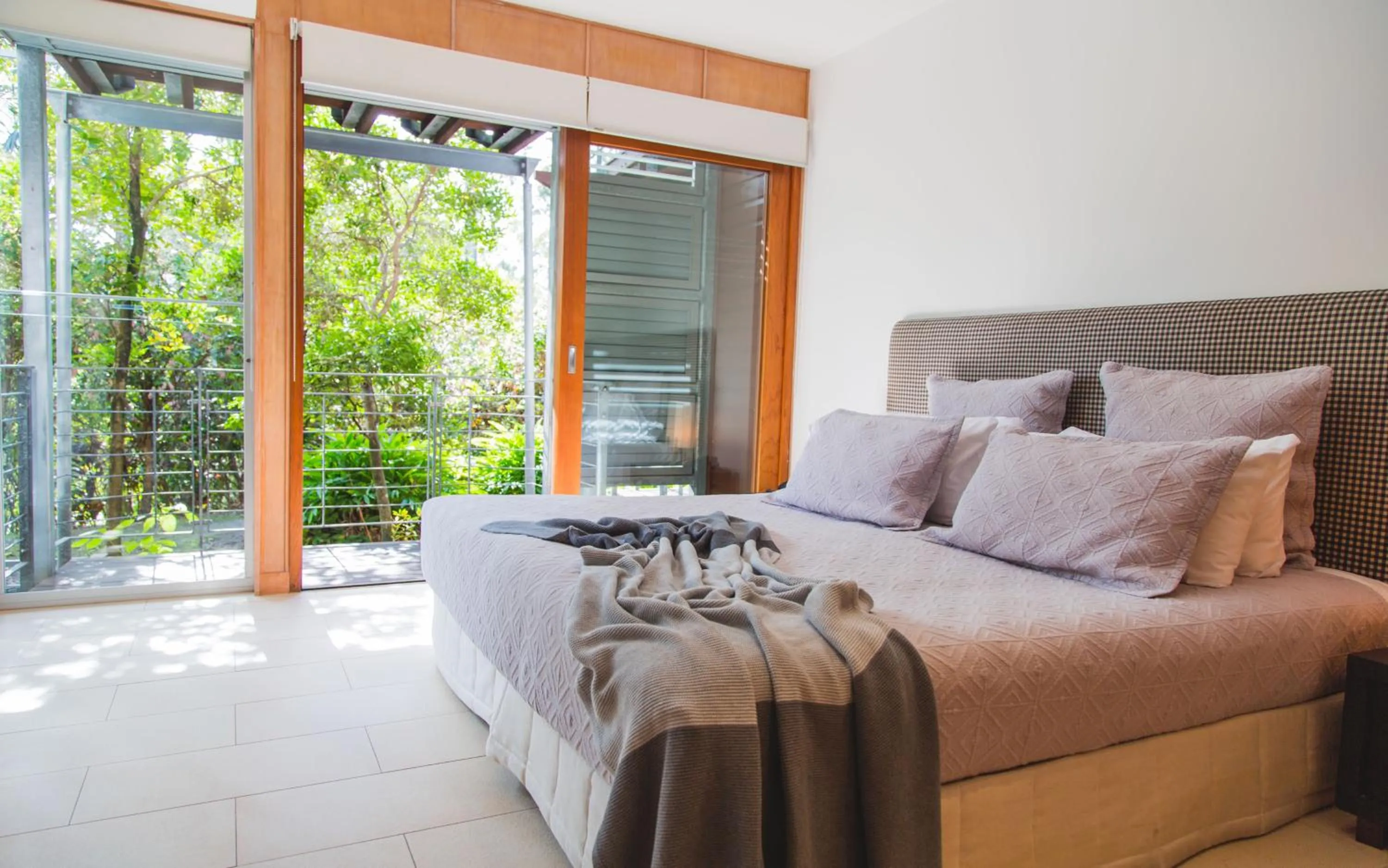 Photo of the whole room, Bed in Noosa Residences