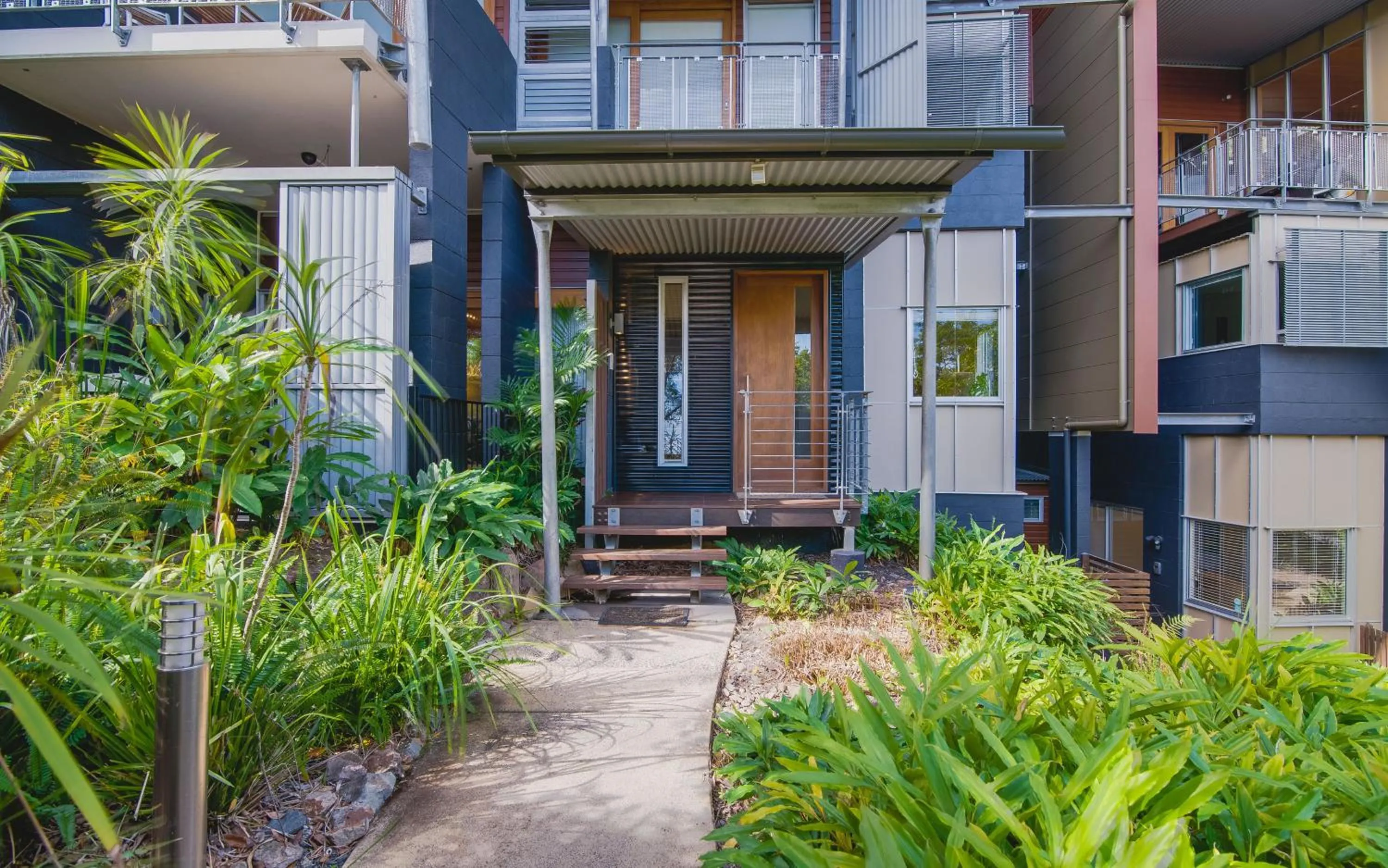 Facade/entrance in Noosa Residences