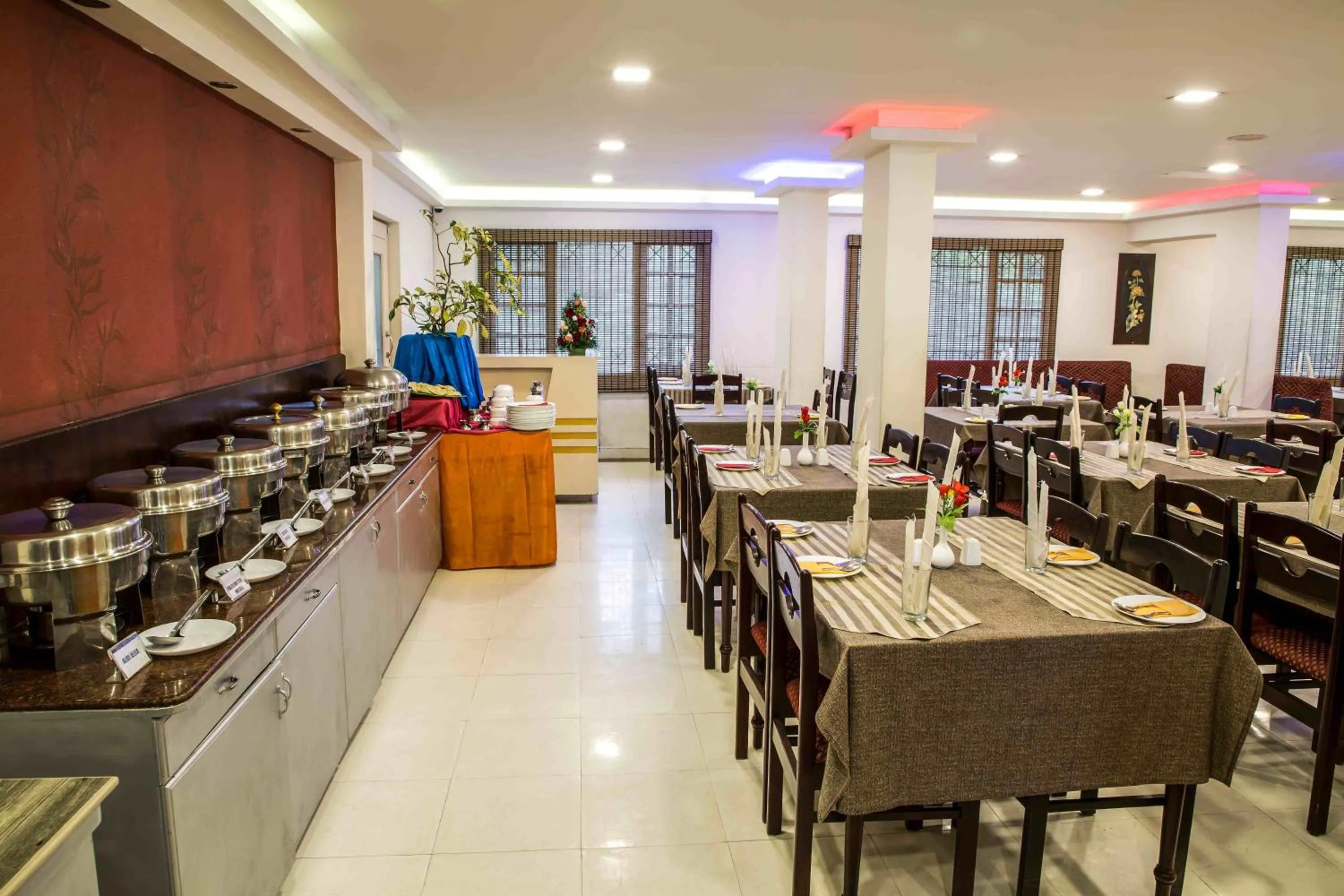 Restaurant/places to eat in Le Celestium