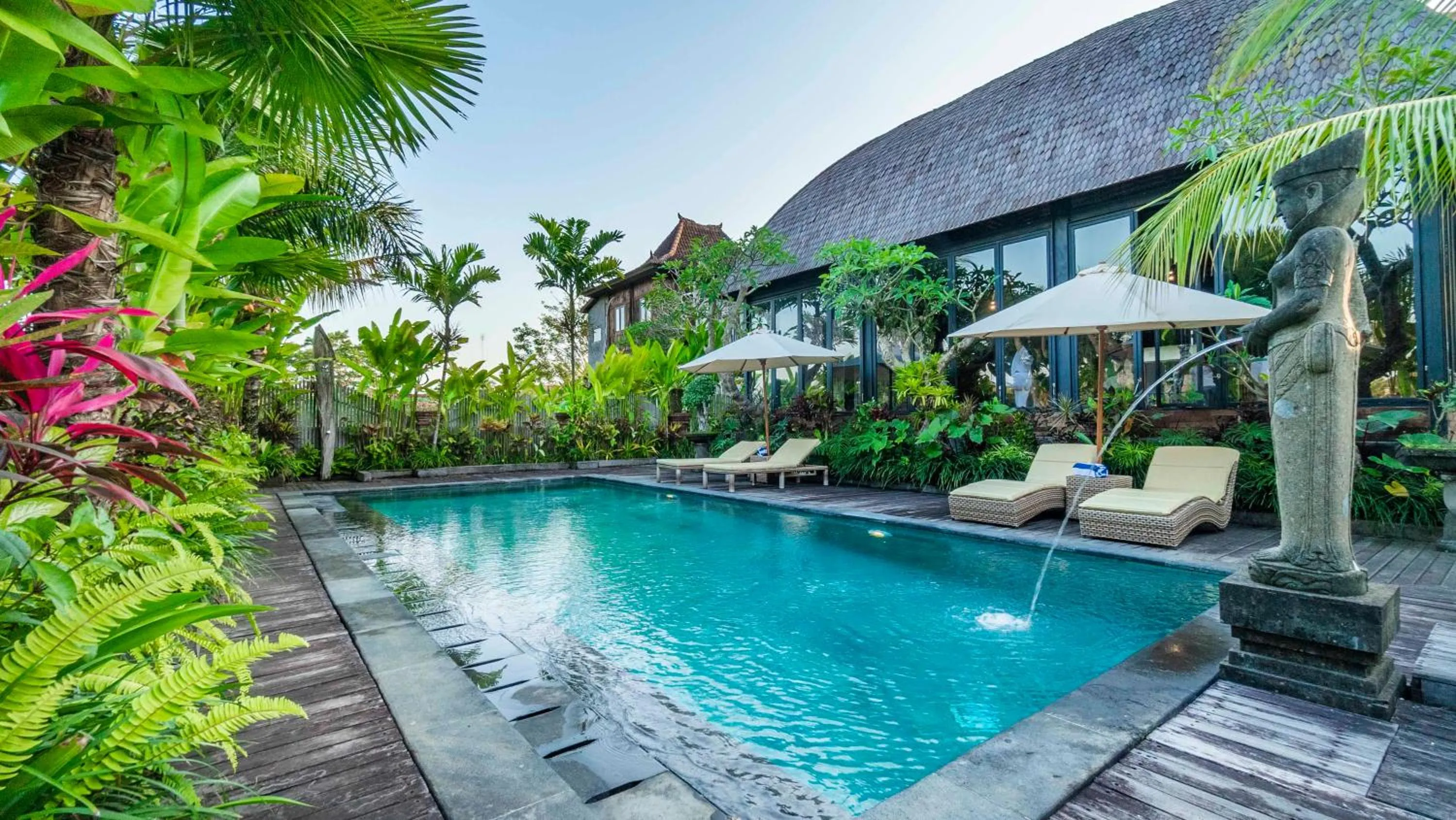 Swimming pool in Gayatri Retreat Ubud