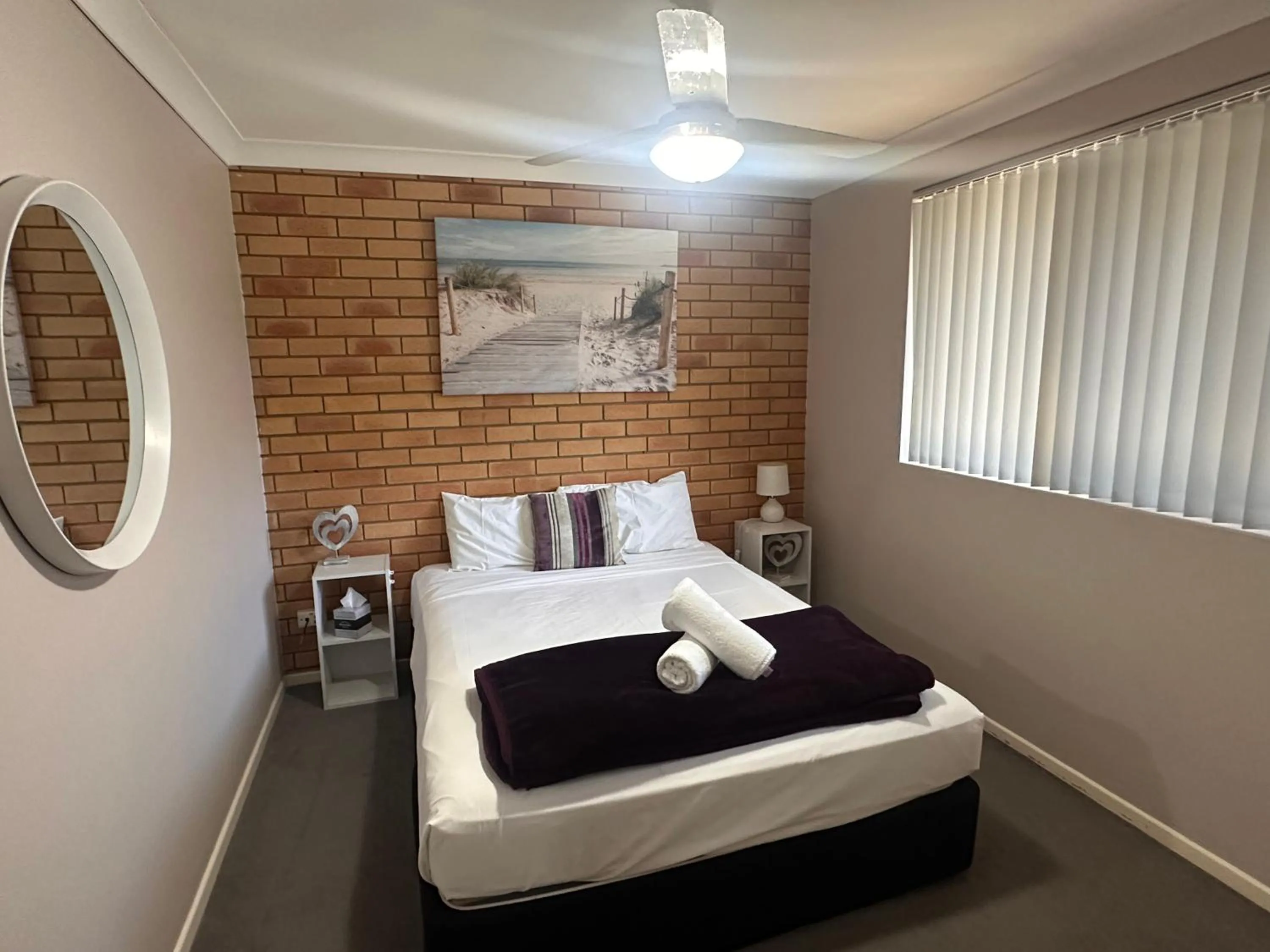 Bedroom, Bed in Beachlander Self-Contained Holiday Apartments