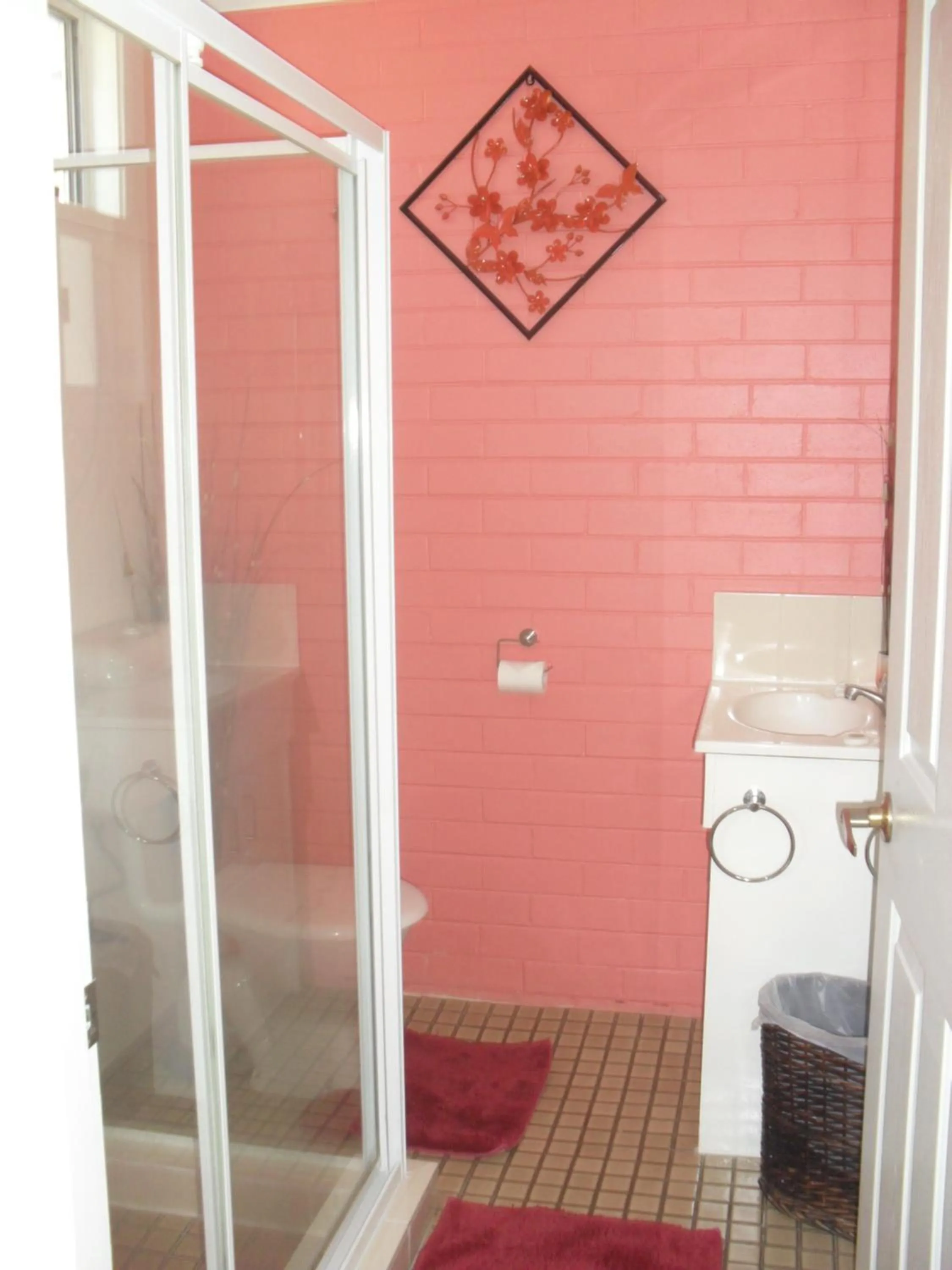 Shower in Beachlander Self-Contained Holiday Apartments