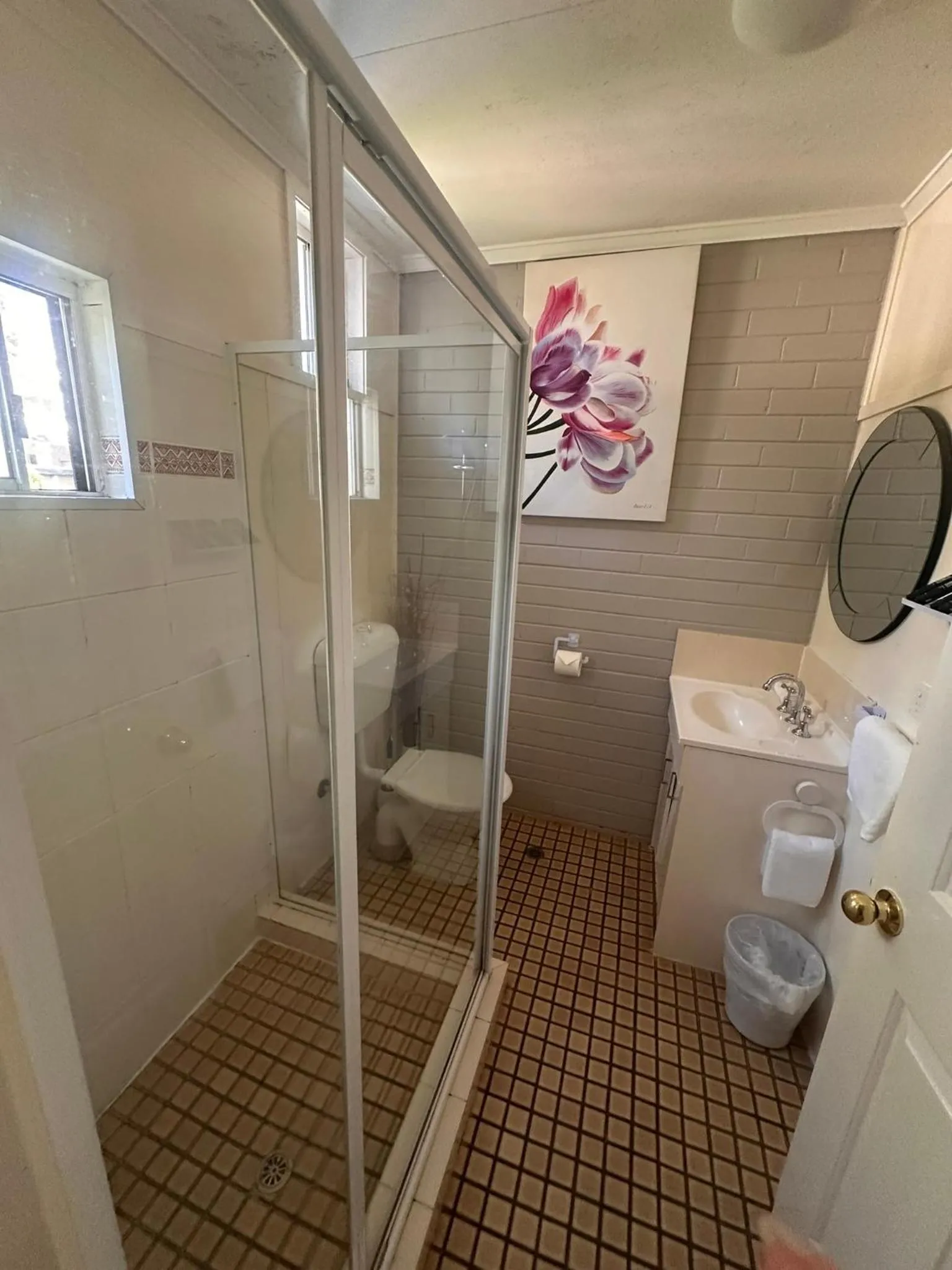 Shower in Beachlander Self-Contained Holiday Apartments