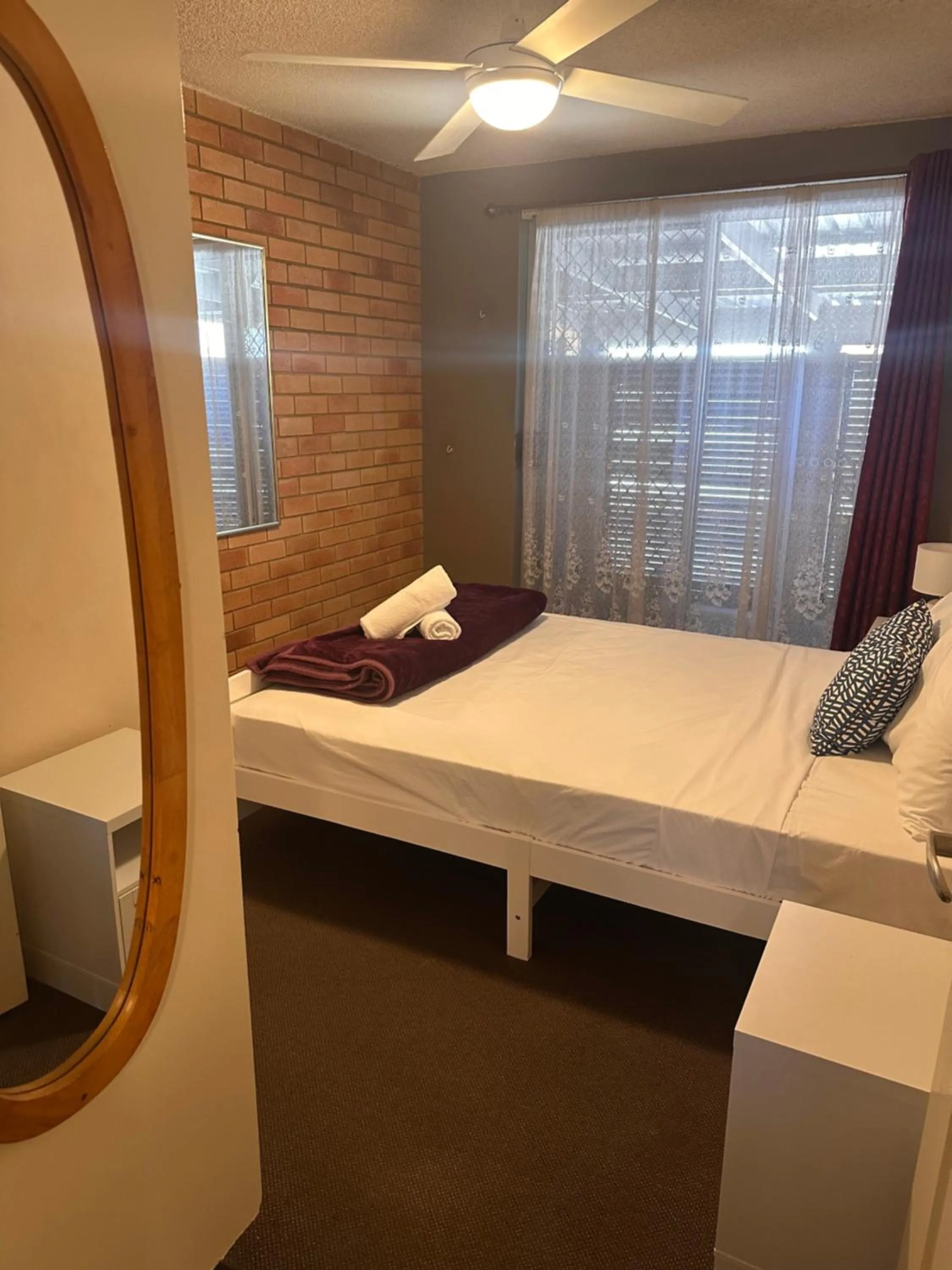 Balcony/Terrace, Bed in Beachlander Self-Contained Holiday Apartments