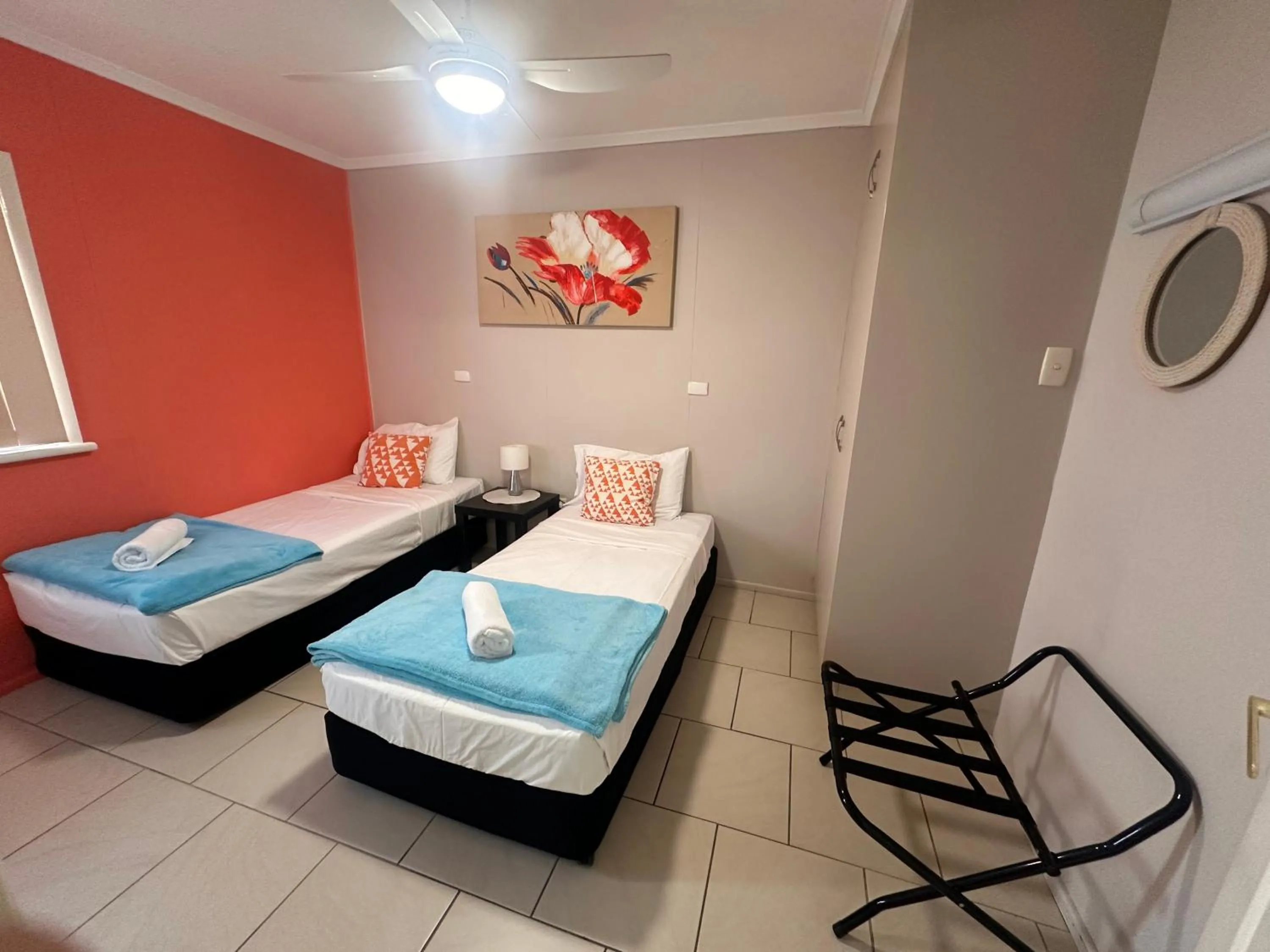 Bedroom, Bed in Beachlander Self-Contained Holiday Apartments