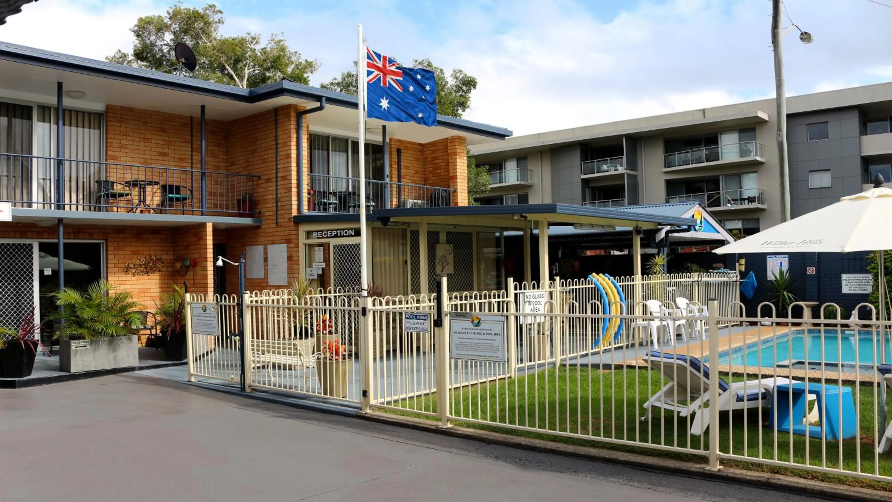 BBQ facilities in Beachlander Self-Contained Holiday Apartments