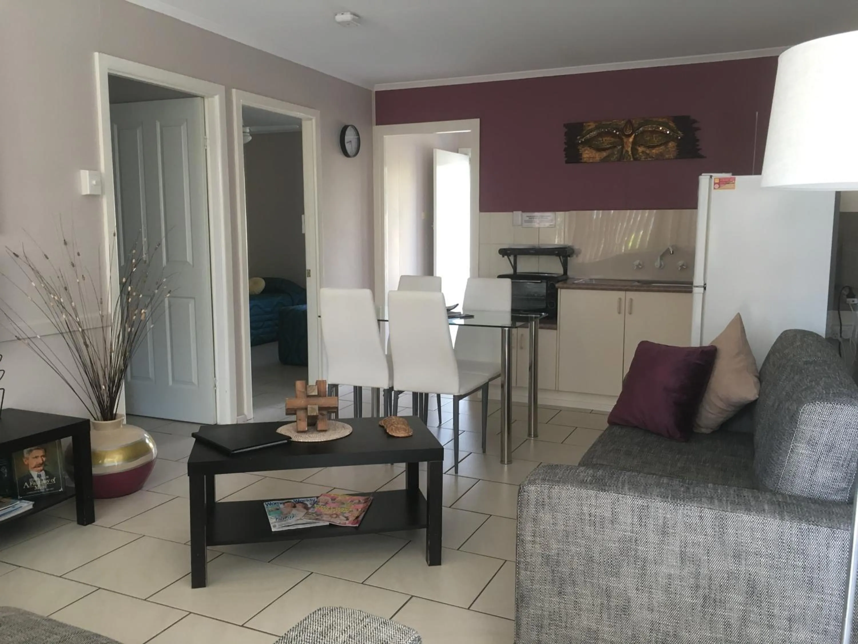 Restaurant/places to eat in Beachlander Self-Contained Holiday Apartments
