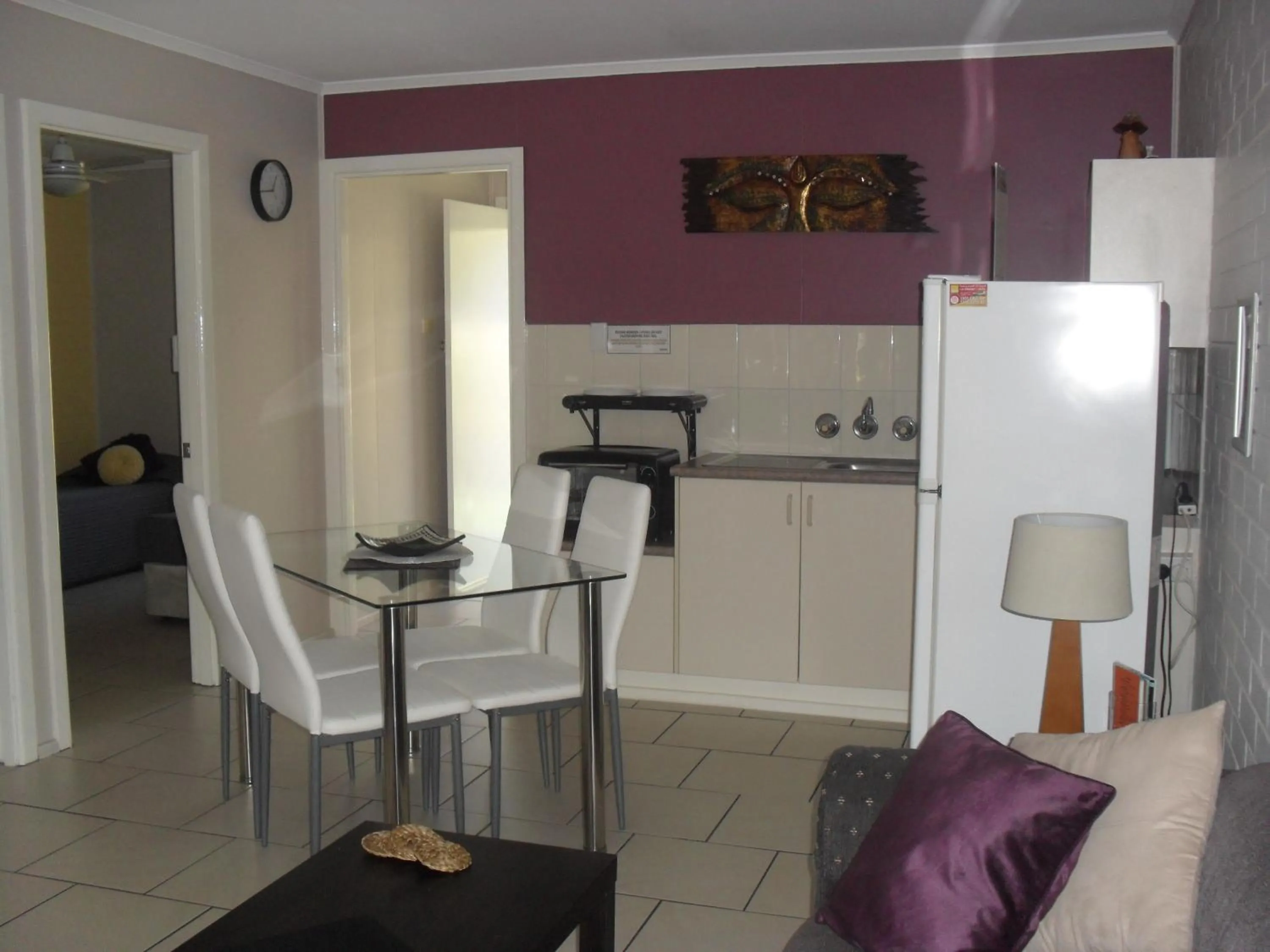 Restaurant/places to eat in Beachlander Self-Contained Holiday Apartments