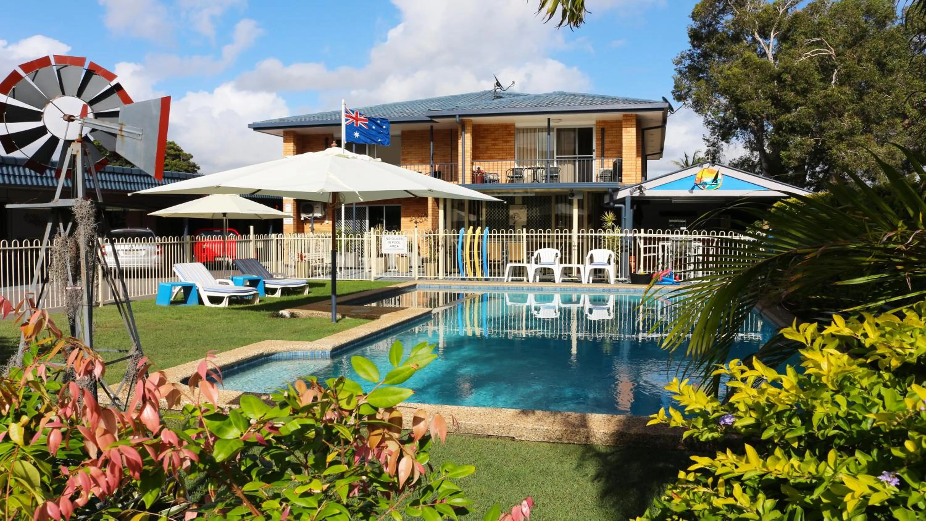 BBQ facilities in Beachlander Self-Contained Holiday Apartments