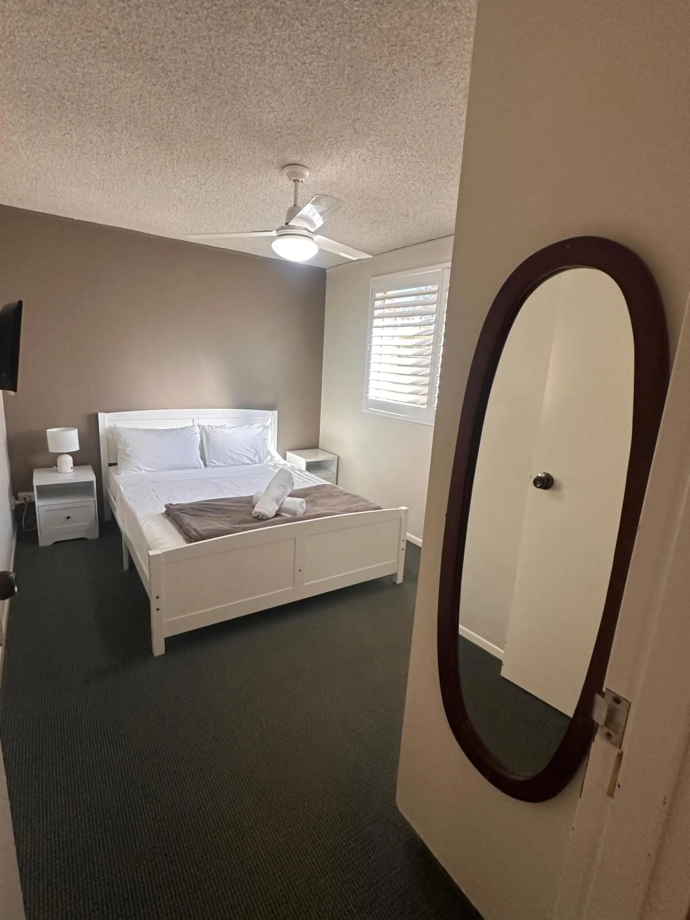 Bedroom, Bed in Beachlander Self-Contained Holiday Apartments
