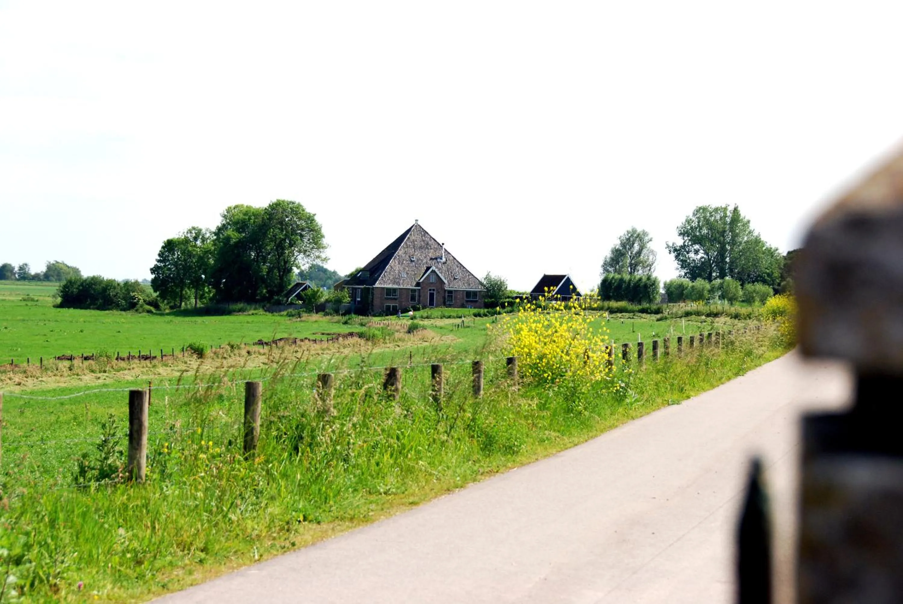 Facade/entrance in Bed In Waterland