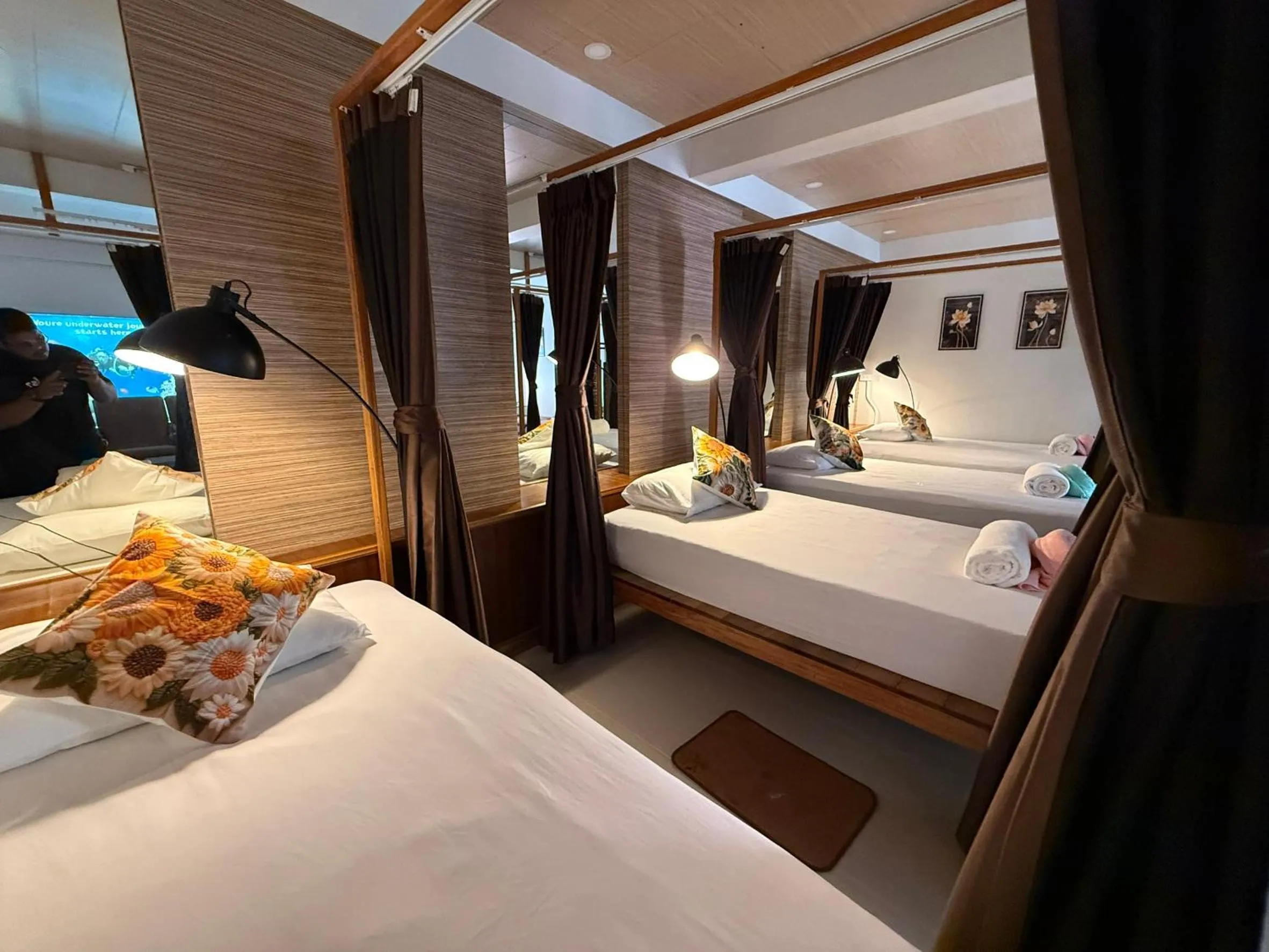 Bed in Lotus Hostel Beach Koh Tao