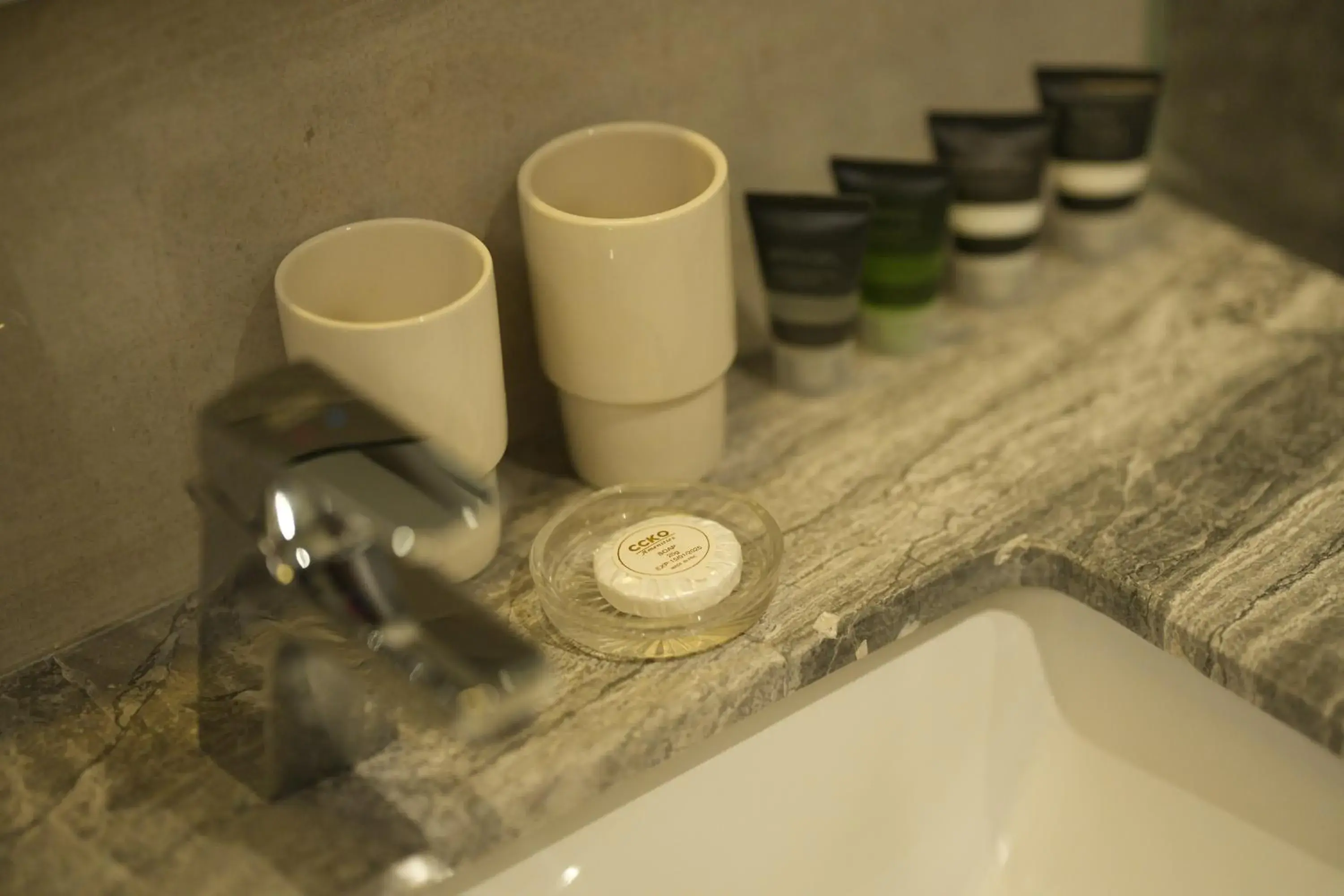 Bathroom in Lakeshore Heights Bathroom in Lakeshore Heights