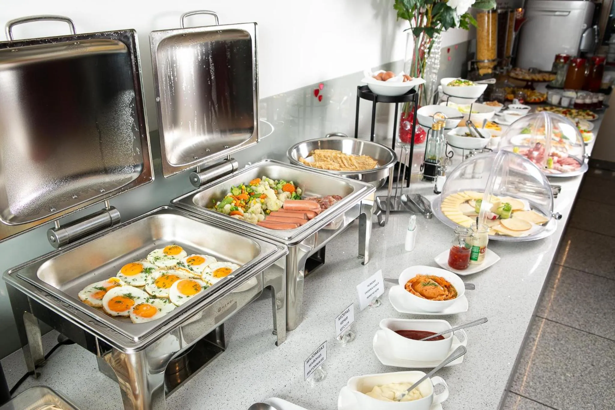 Breakfast in Algiro Hotel