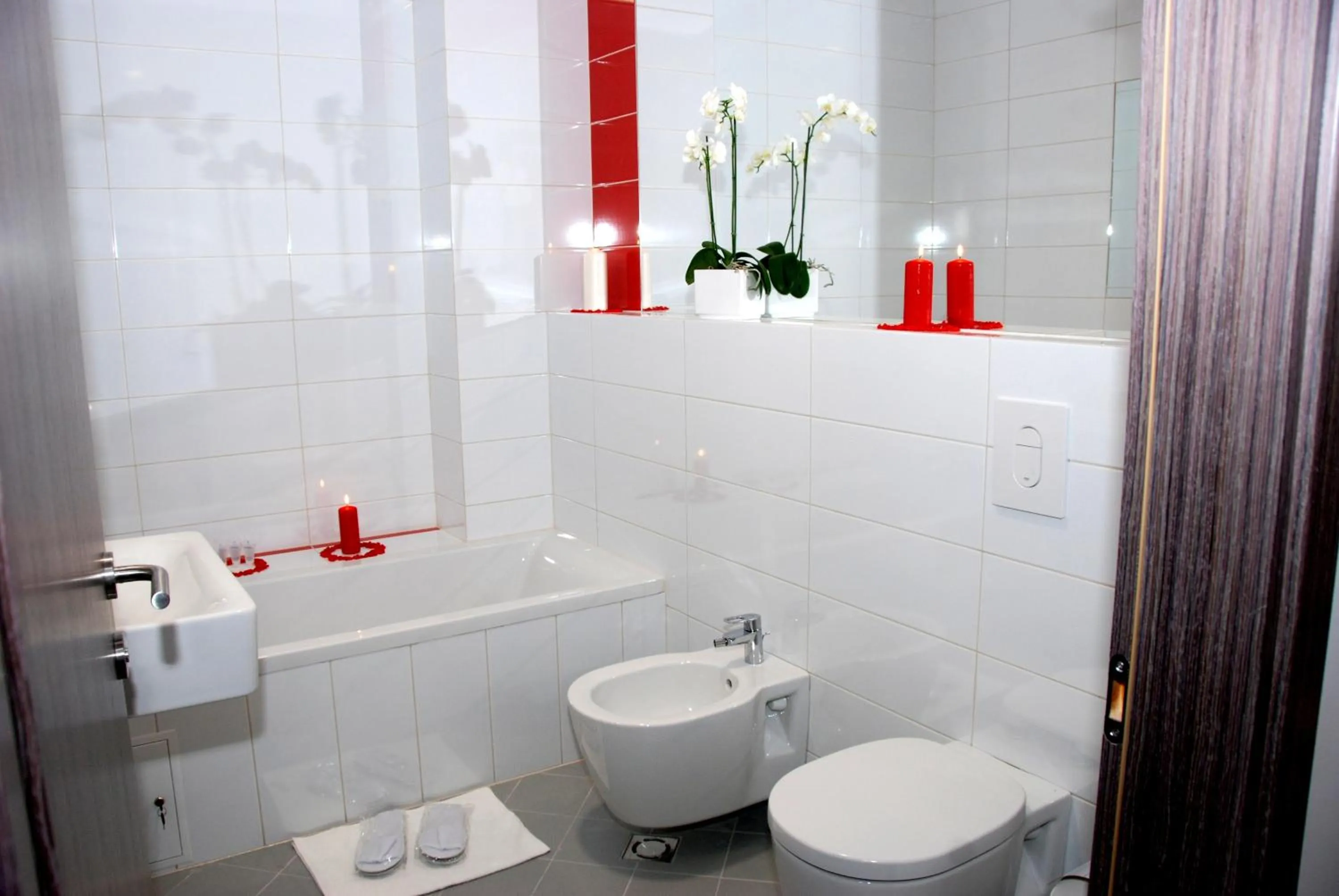 Bathroom in Algiro Hotel