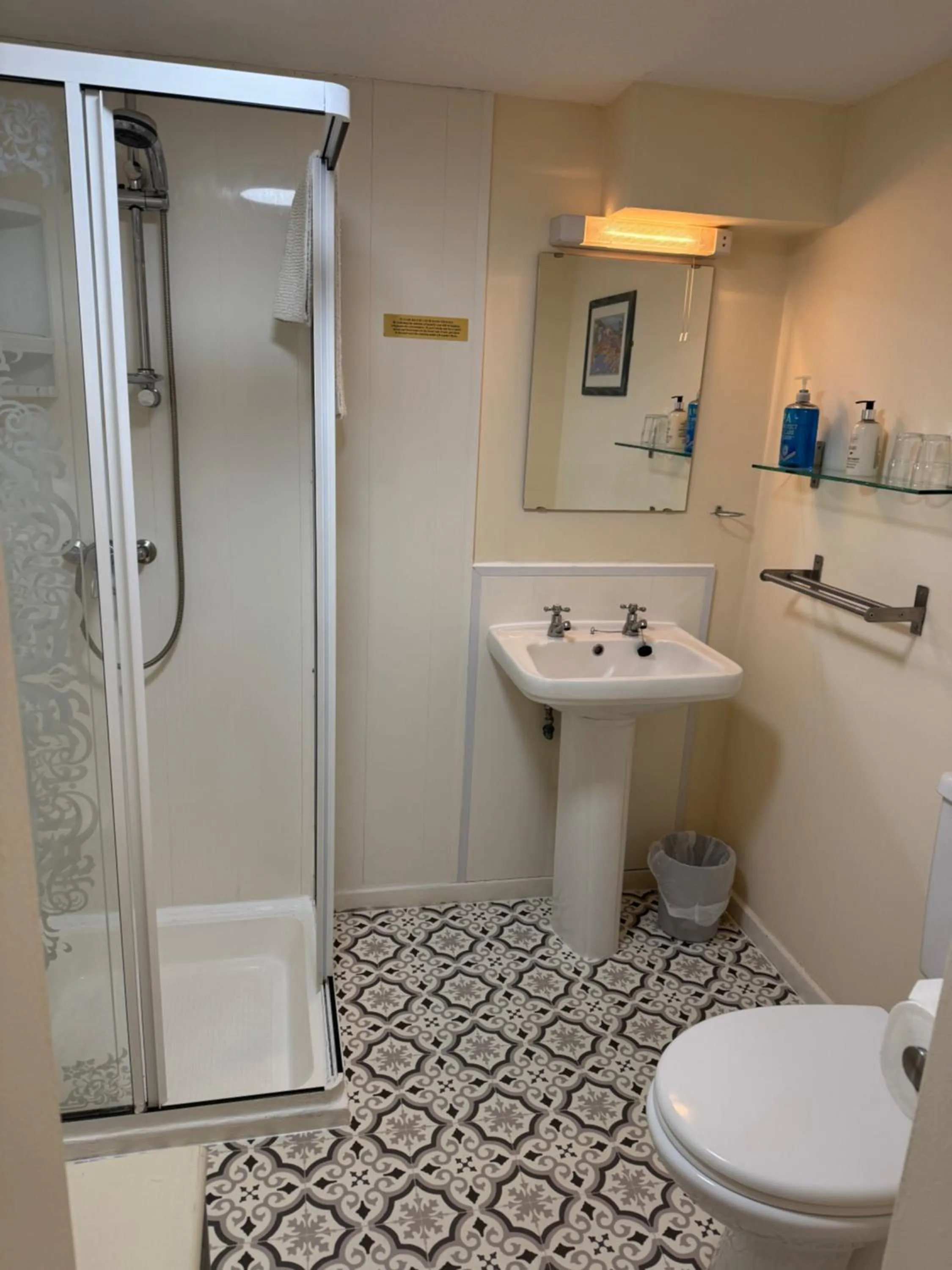 Bathroom in Marlow Lodge