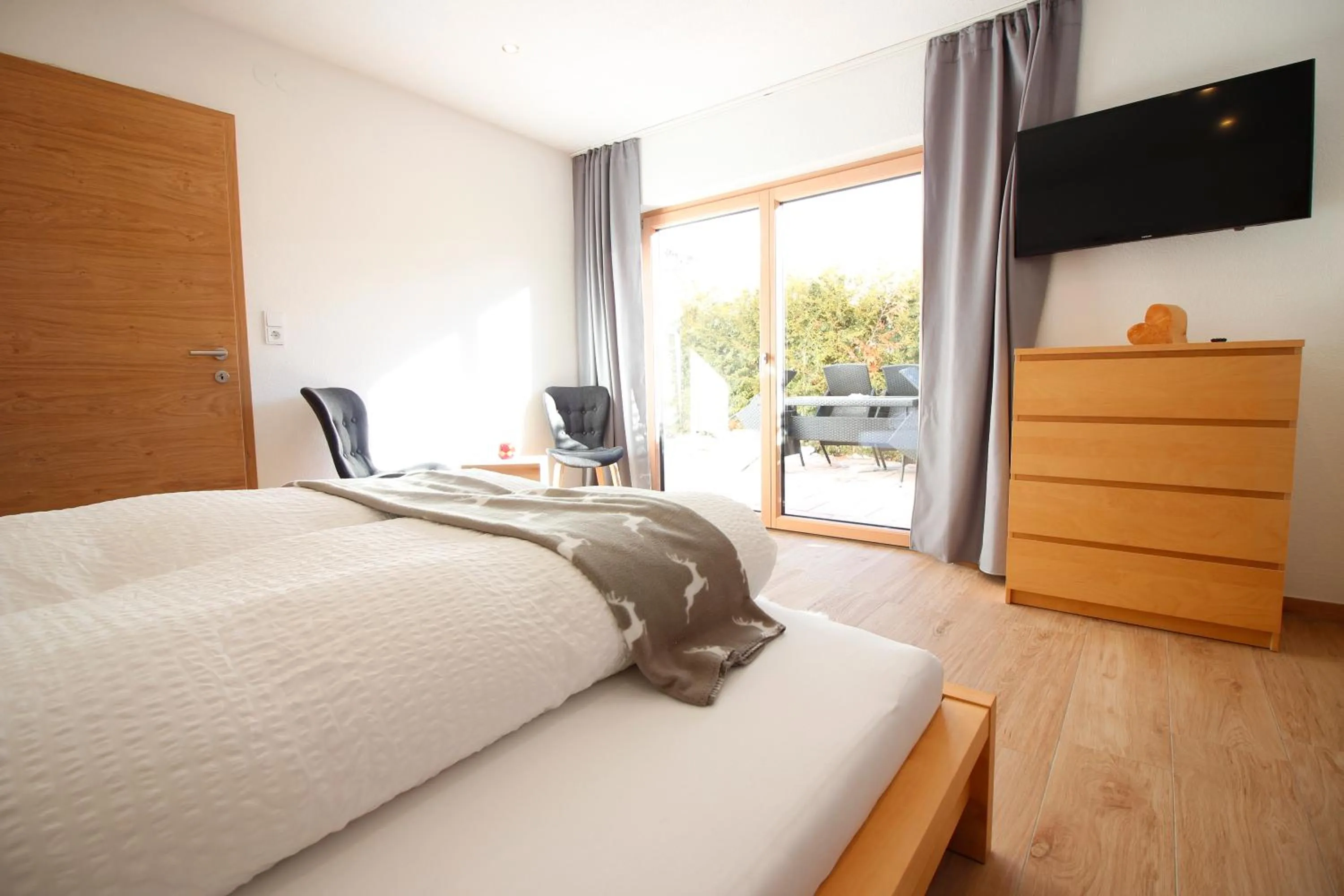 Balcony/Terrace, Bed in Haus Piz Lad