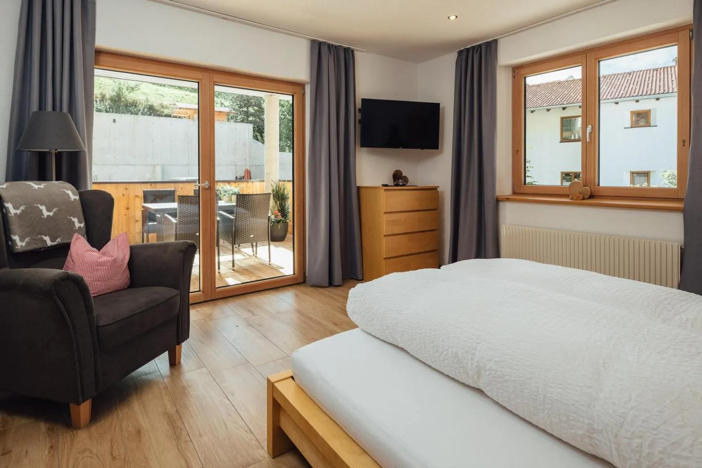 Balcony/Terrace, Bed in Haus Piz Lad