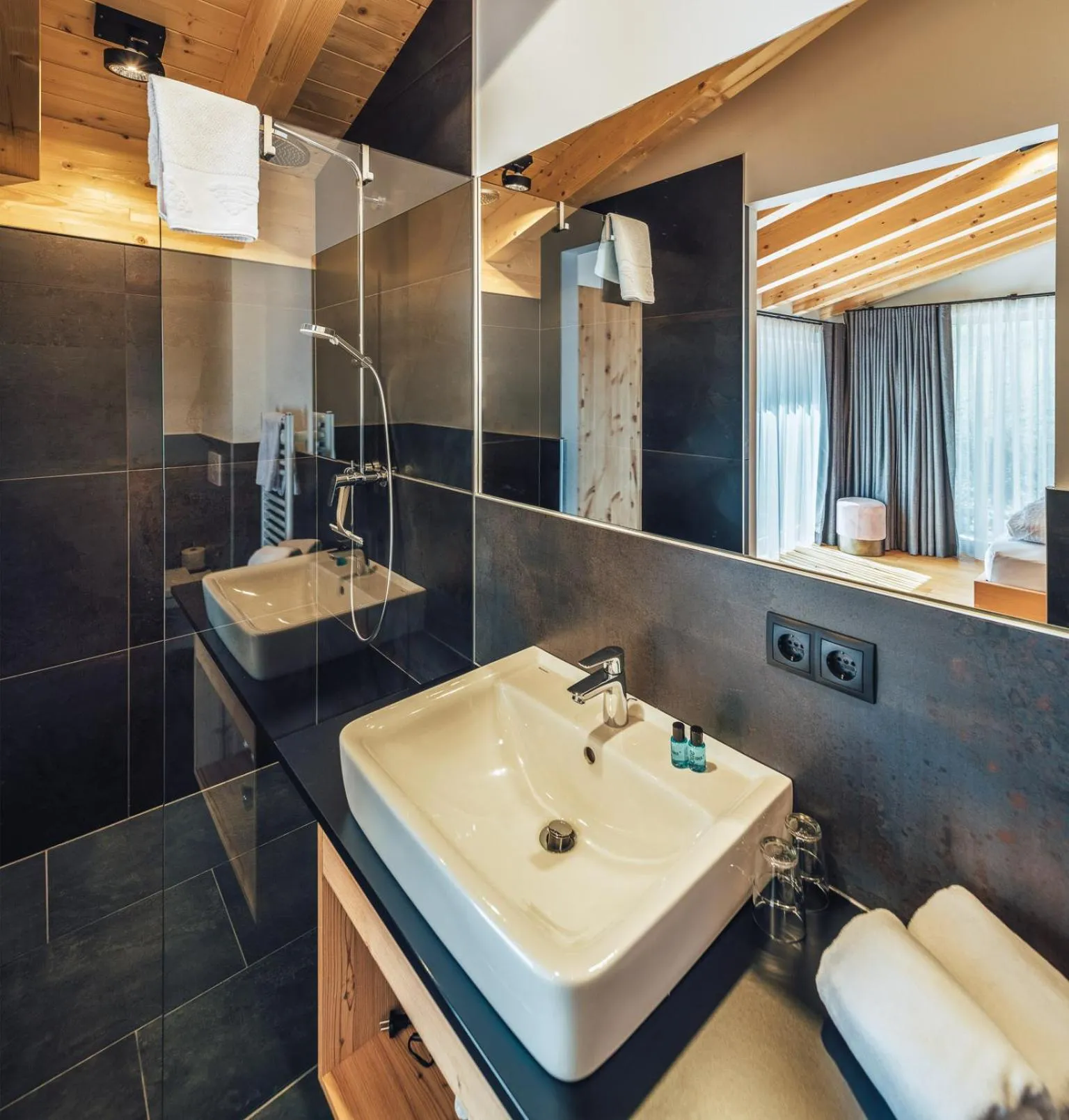 Bathroom in Haus Piz Lad