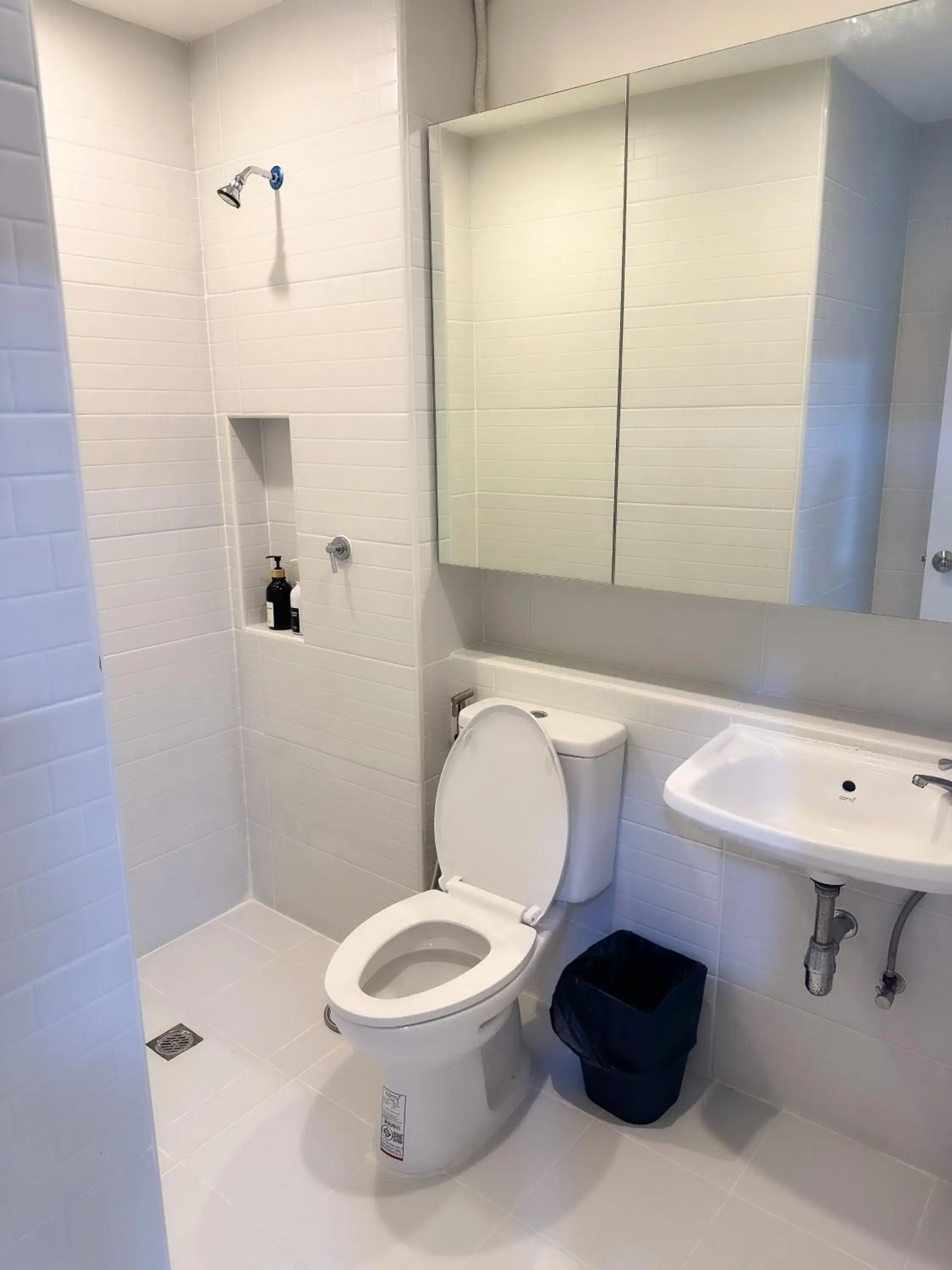 Deluxe King Room in Letter Better Home Deluxe King Room in Letter Better Home