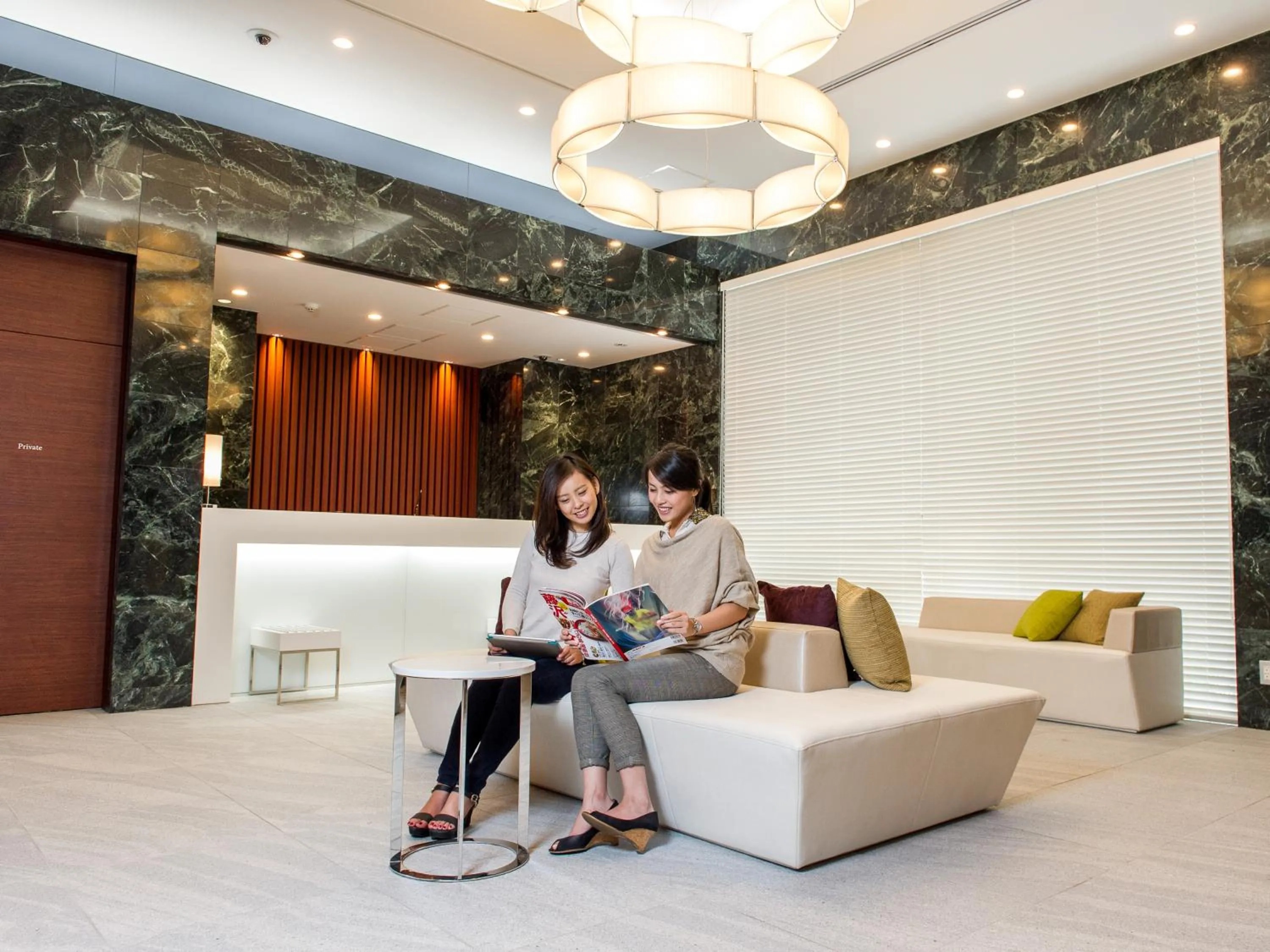 People in Sotetsu Fresa Inn Fujisawa-Minamiguchi